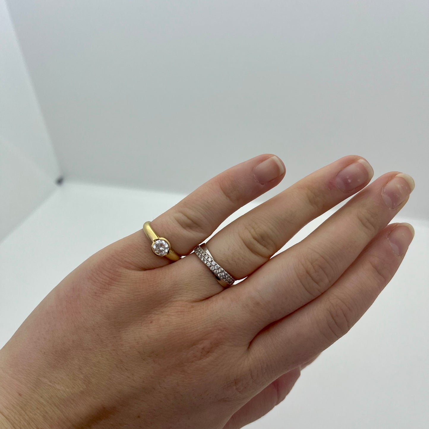 Bague solitaire avec diamant 0,52ct T51