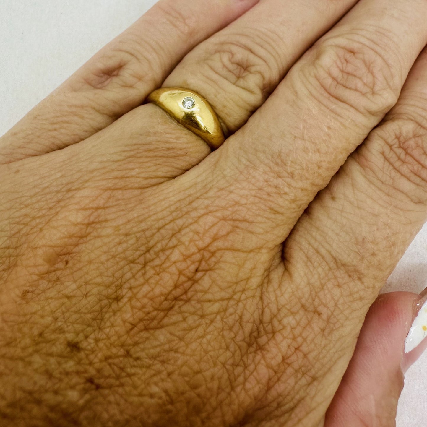 Bague en or jaune avec diamant 0.03 carat