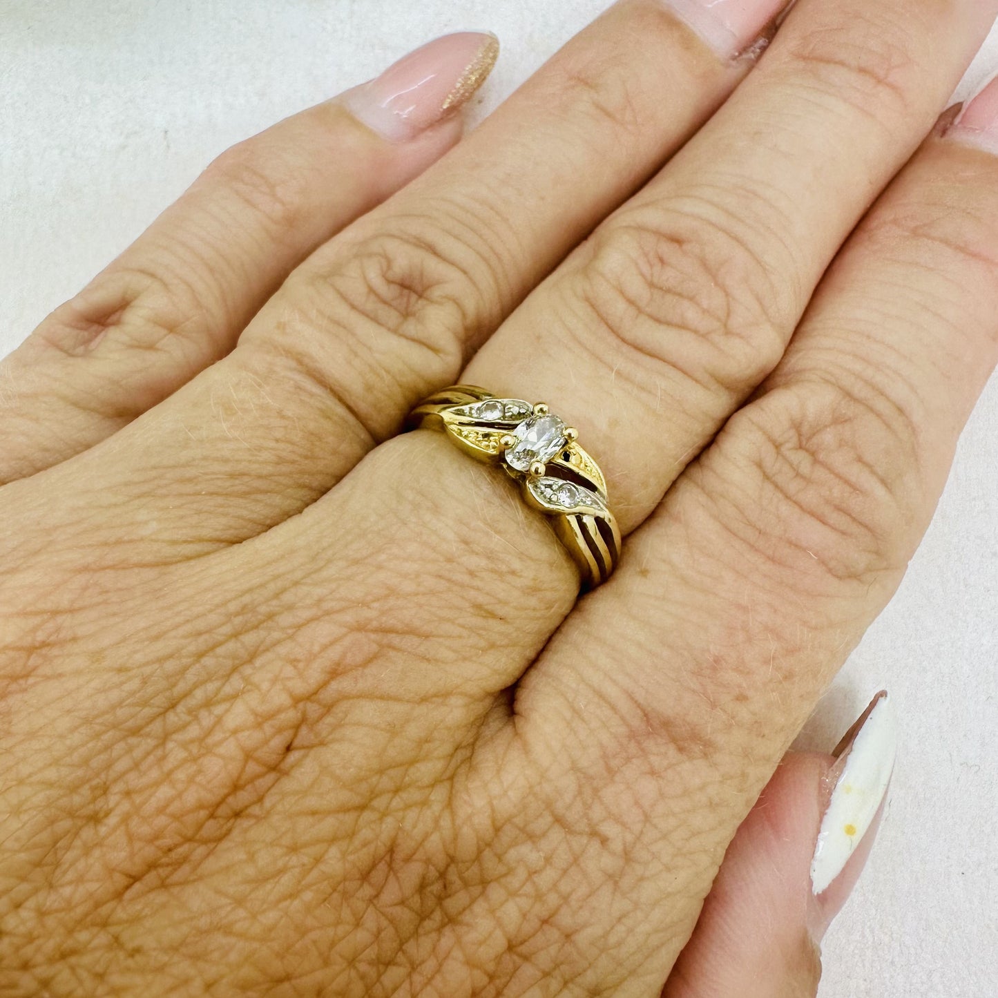 Bague or avec oxydes