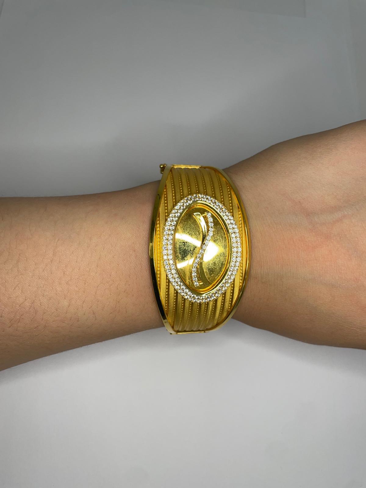 Bracelet jonc en or jaune 18 K 31 Grs