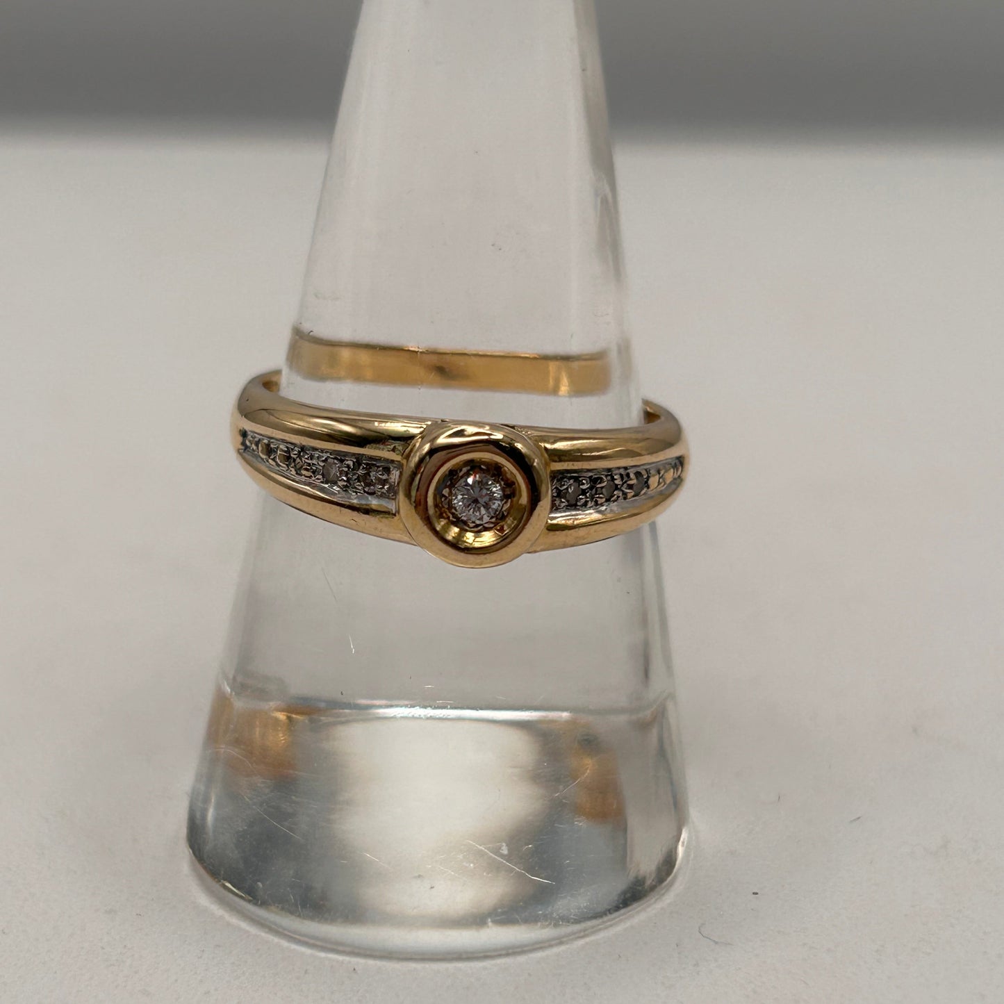 Bague en Or Jaune 18K avec Diamants 0.05ct