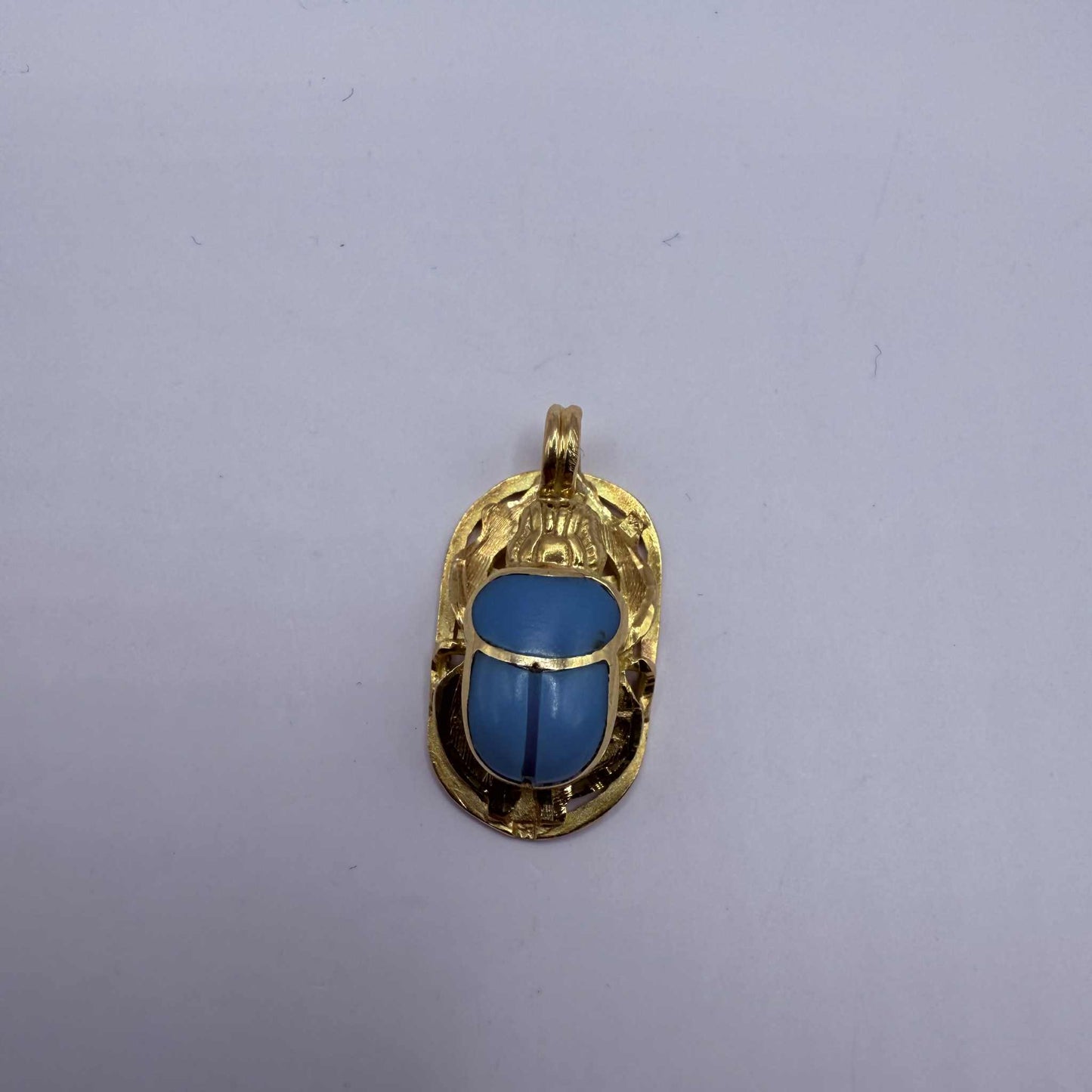 Pendentif Scarabée en Or Jaune 18K 3.72 Grs
