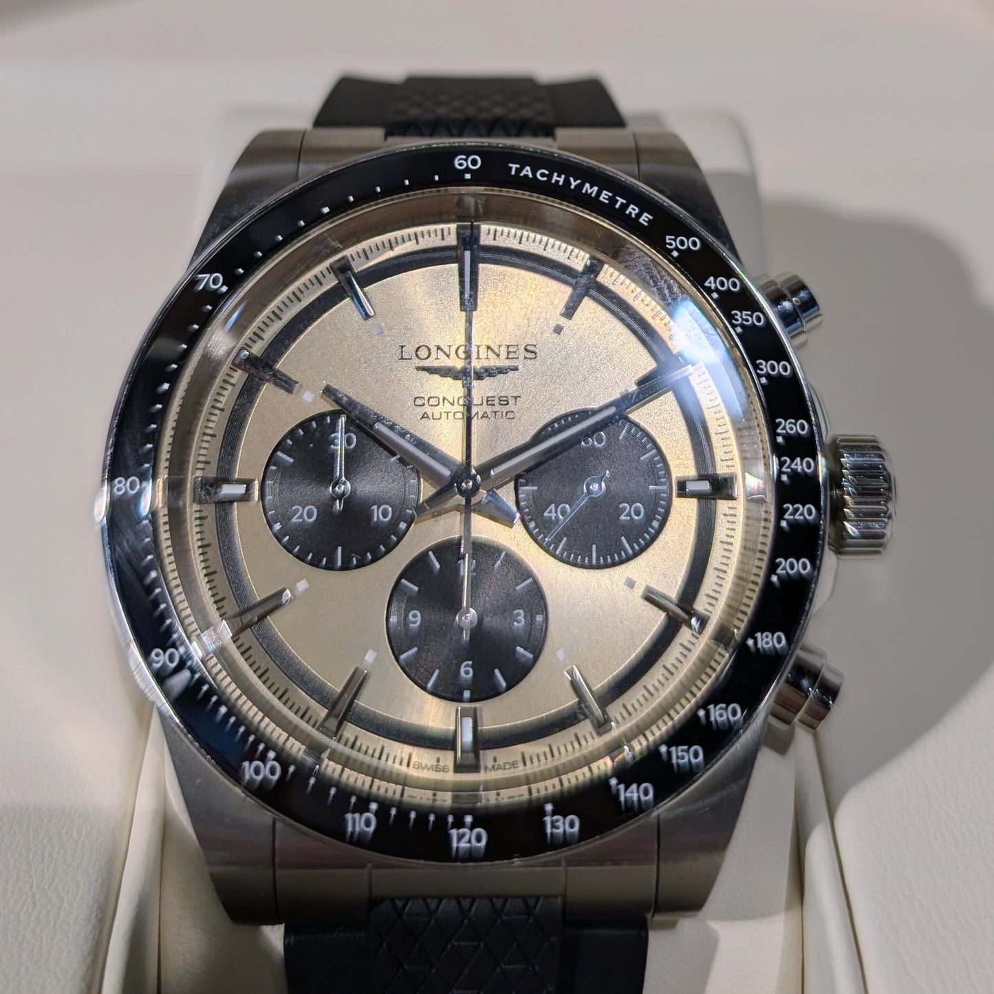 Montre Longines Conquest Chronograph, L3.835.4.32.9 - 2024 Très Bon Etat