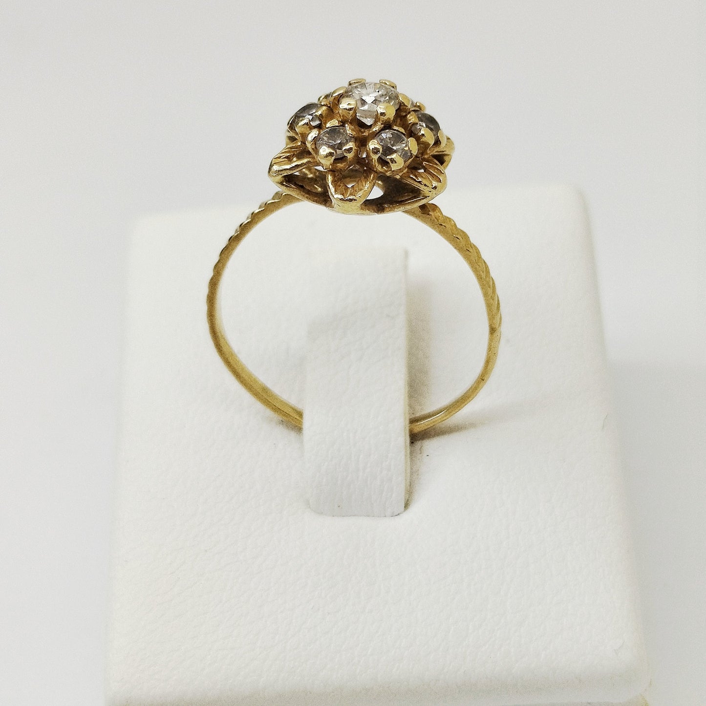 Bague Fleur en Or Jaune 18 Carats 2.39 Grs - Taille 51