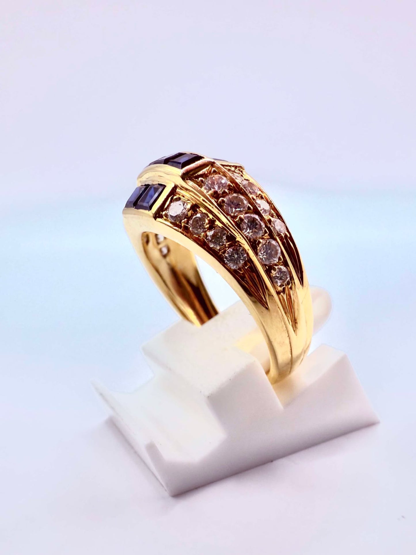 Bague Or Jaune 18K 26 Diamants + 7 Pierres Bleues