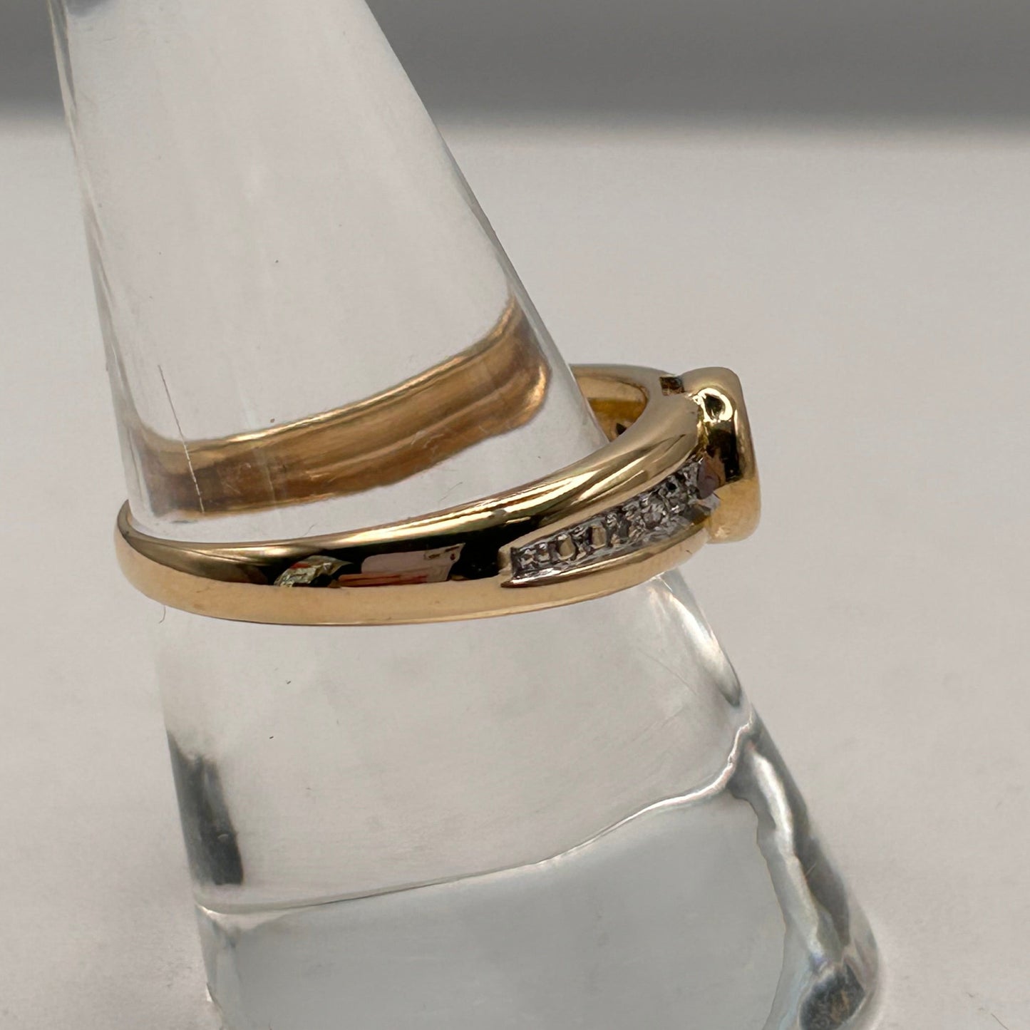 Bague en Or Jaune 18K avec Diamants 0.05ct