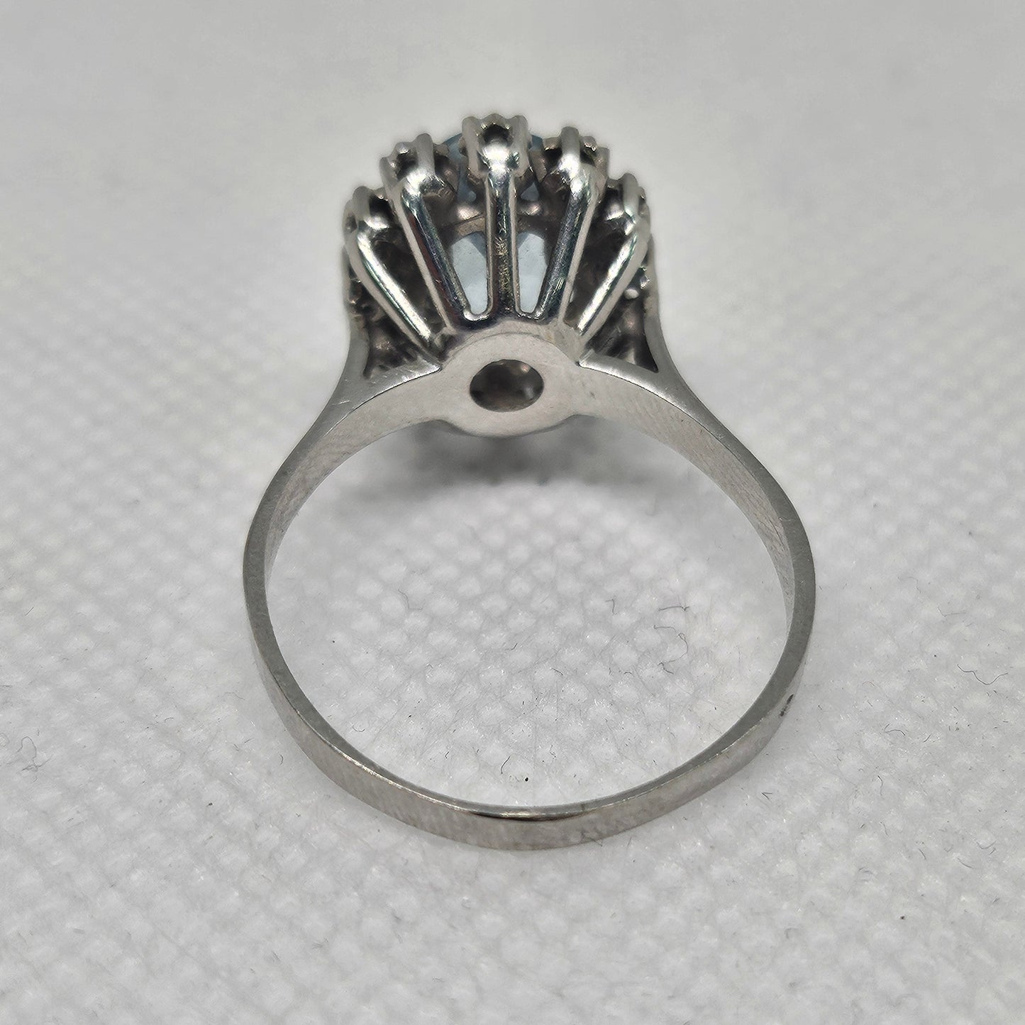 Bague Marguerite Or Gris 18 Carats Aigue Marine Diamants Taille 58