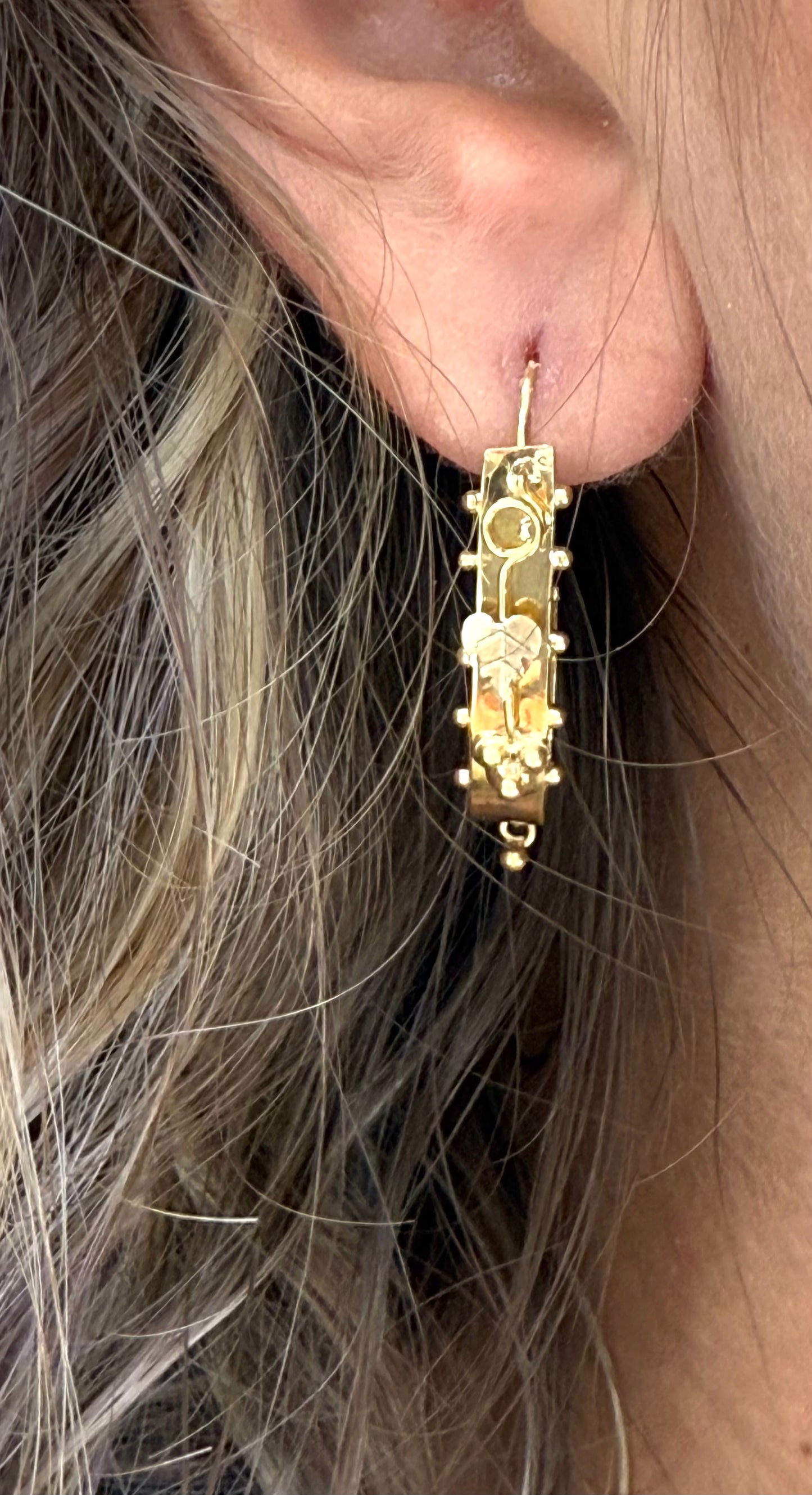 Boucles d'oreilles Or Jaune Dormeuses 18k 3.20 Grs