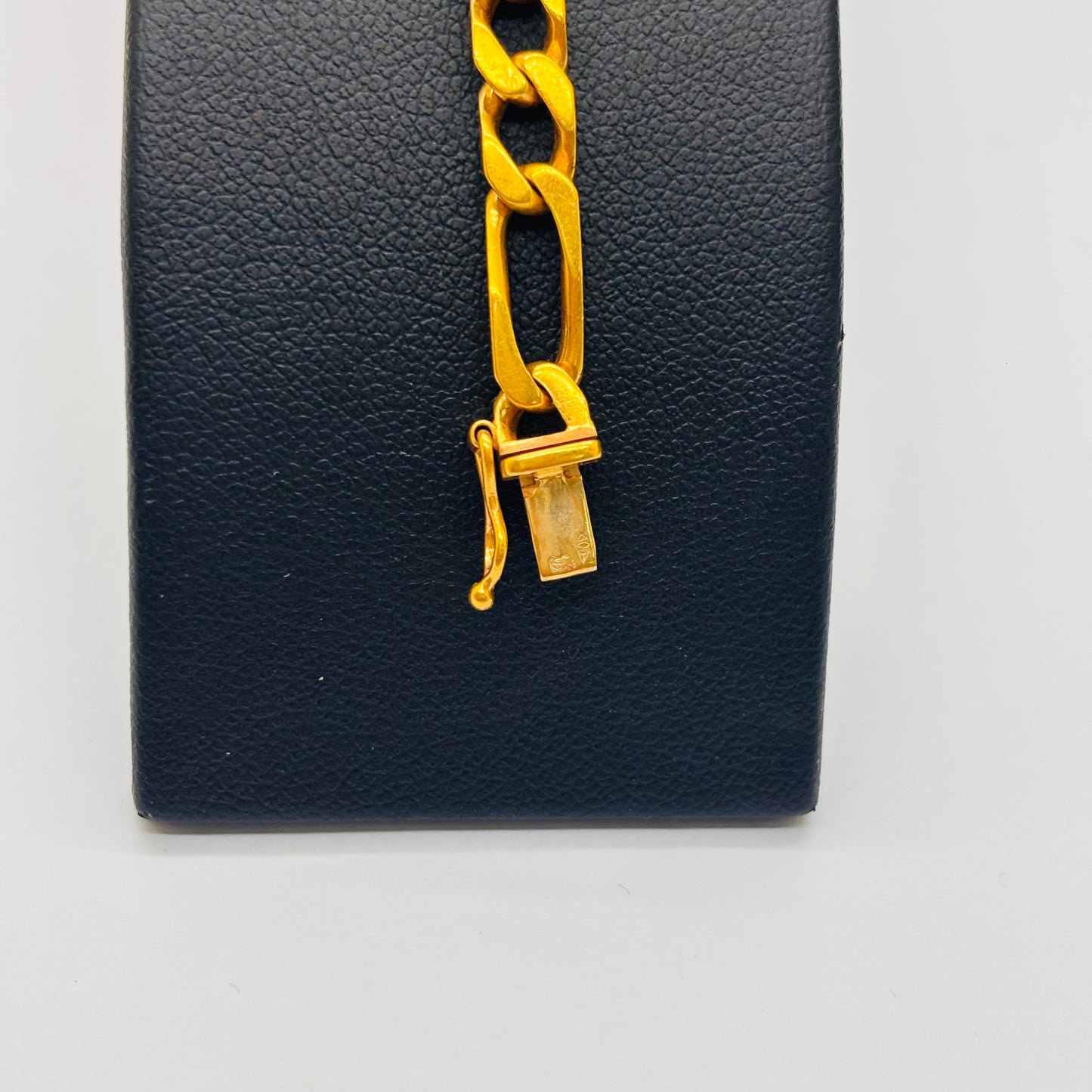 Bracelet gourmette en or jaune 18K 15.30 Grs