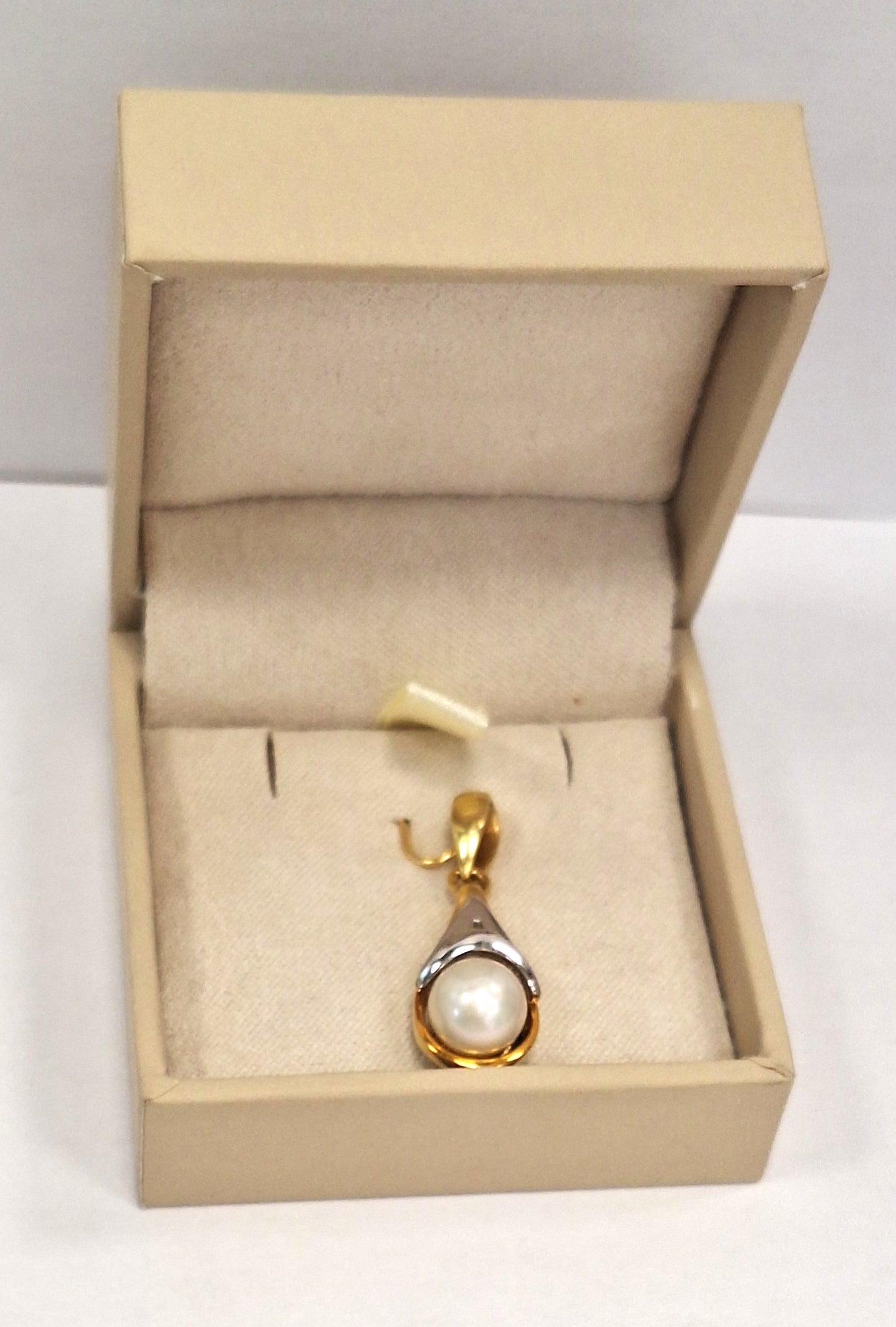 Pendentif Goutte Or Jaune et Blanc 18K avec Perle