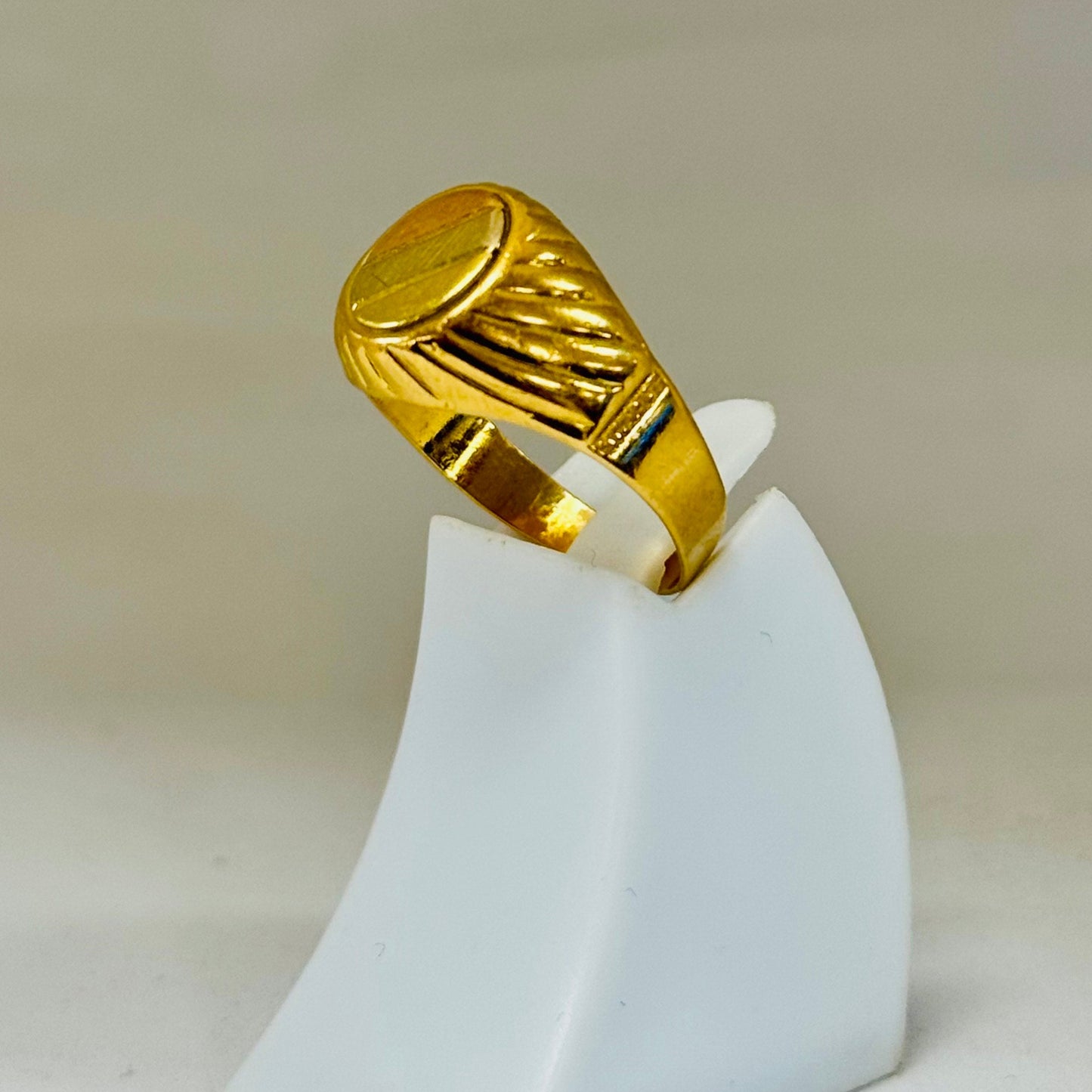 Chevalière en Or Jaune 18 Carats - Taille 59