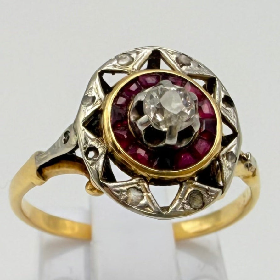 Bagues en Or Jaune avec Diamants et Rubis 18K - 2.36g