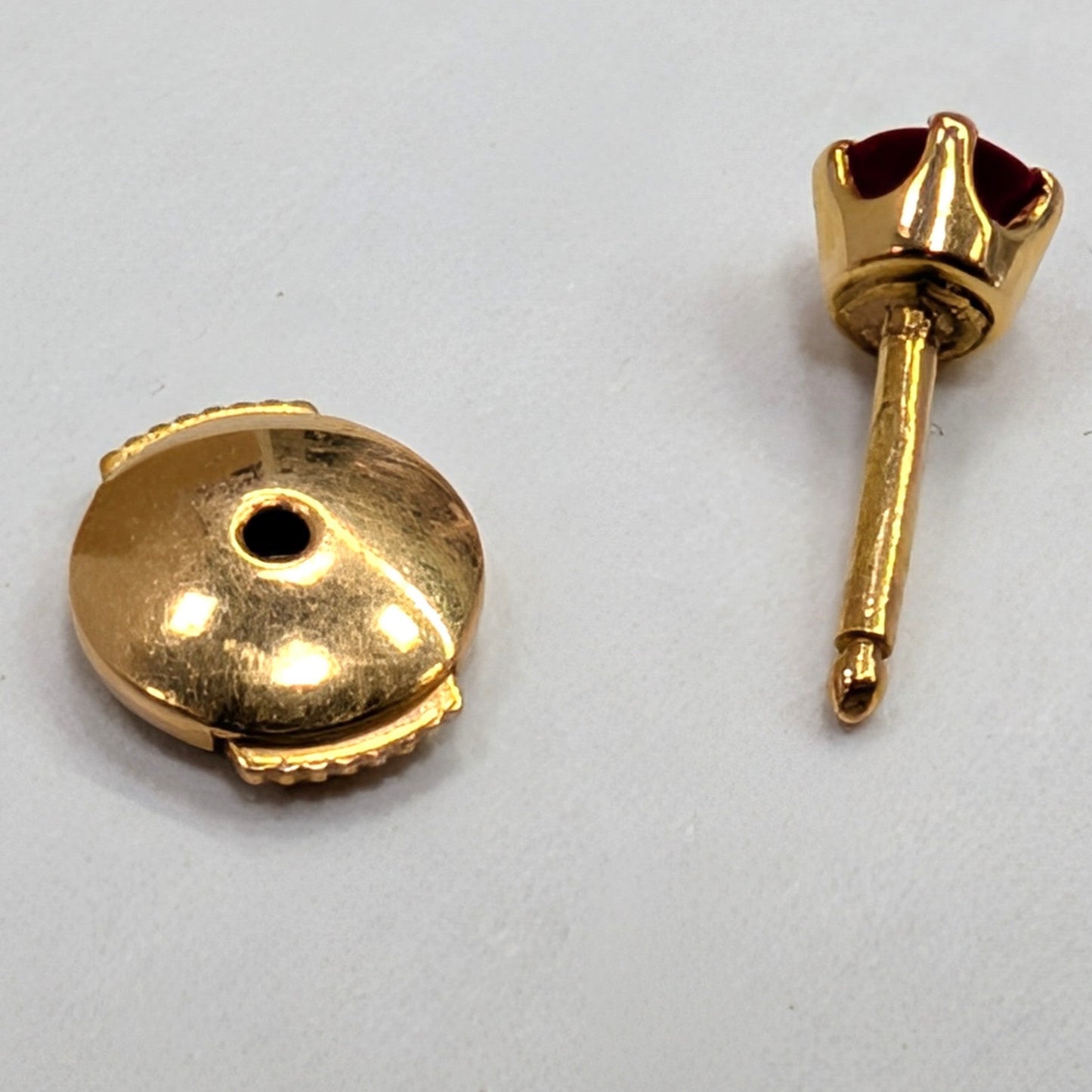 Boucles d'oreilles en Or Jaune 18K 1.58 Grs