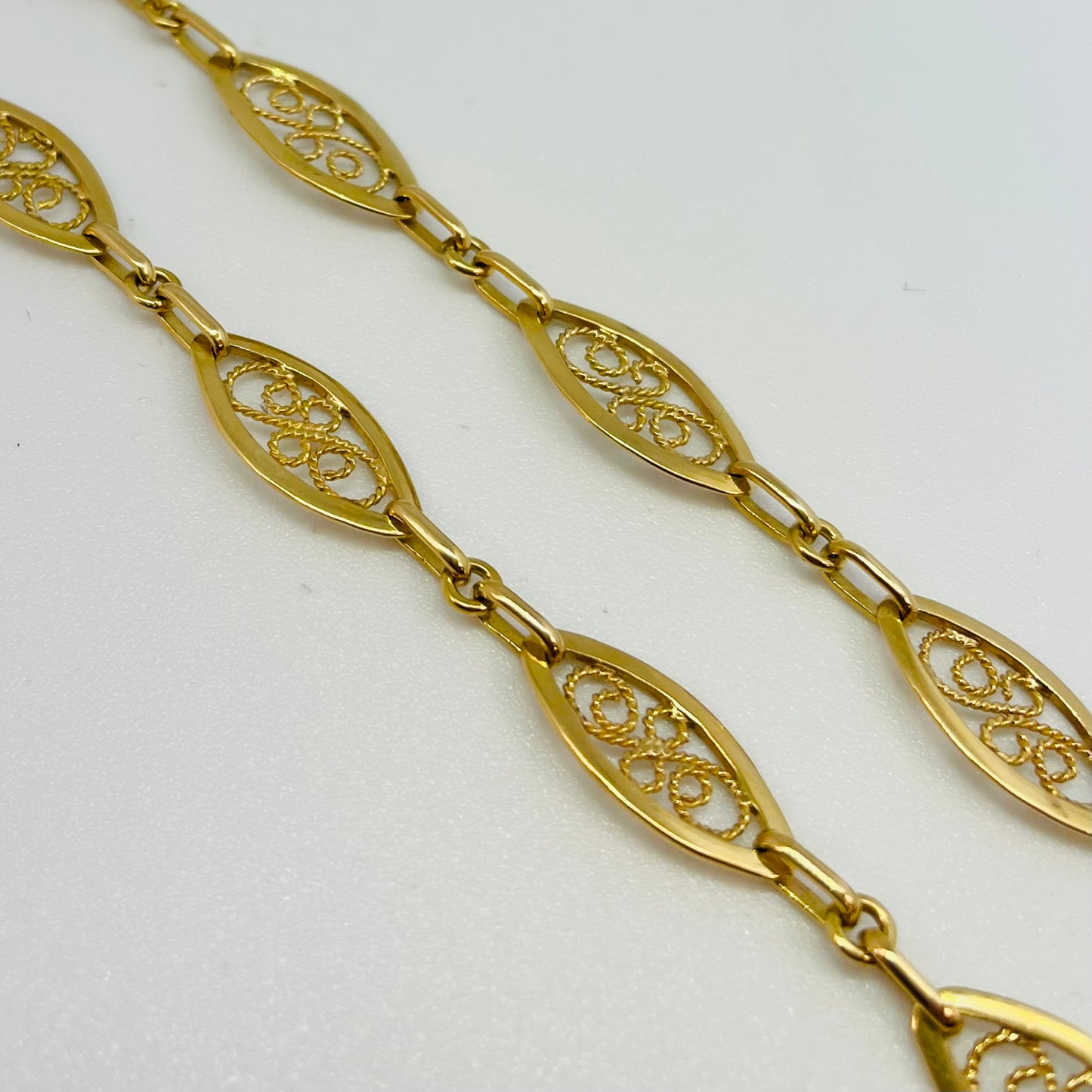 Collier Ras du Cou en Or Jaune 18K 21.54 Grs