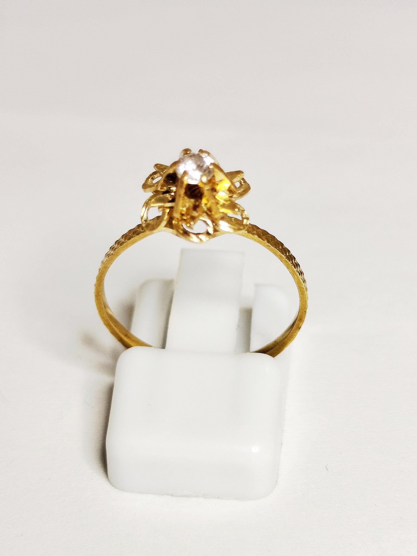 Bagues Chou en Or Jaune 18K avec Oxyde de Zirconium