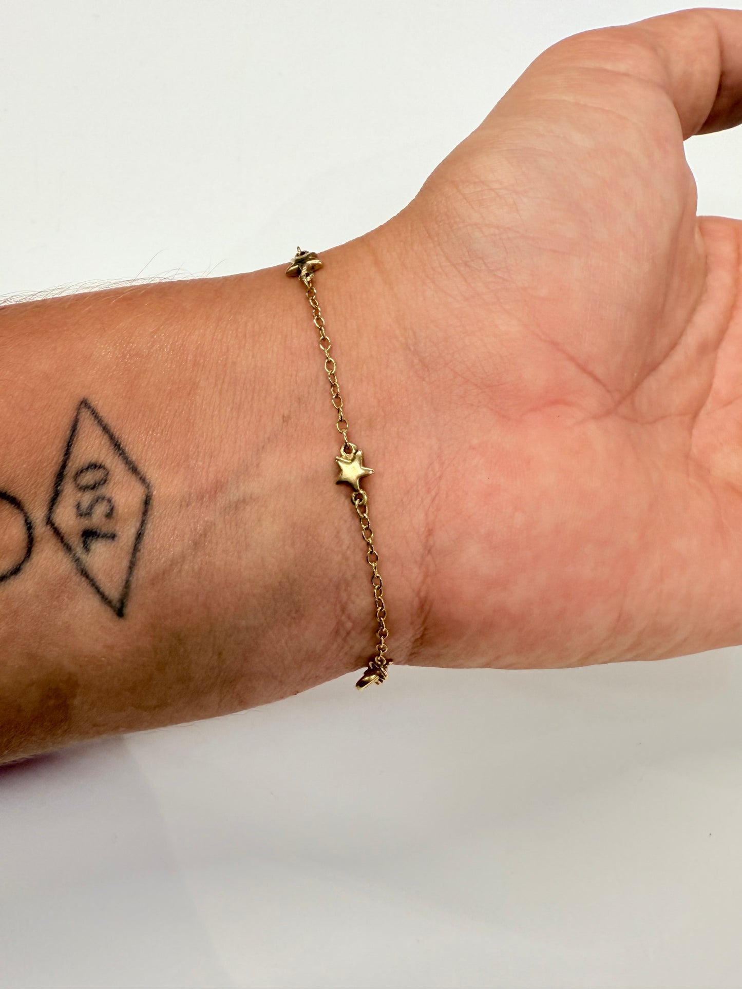 Bracelet étoile en or jaune 18k Lg 18.5cm
