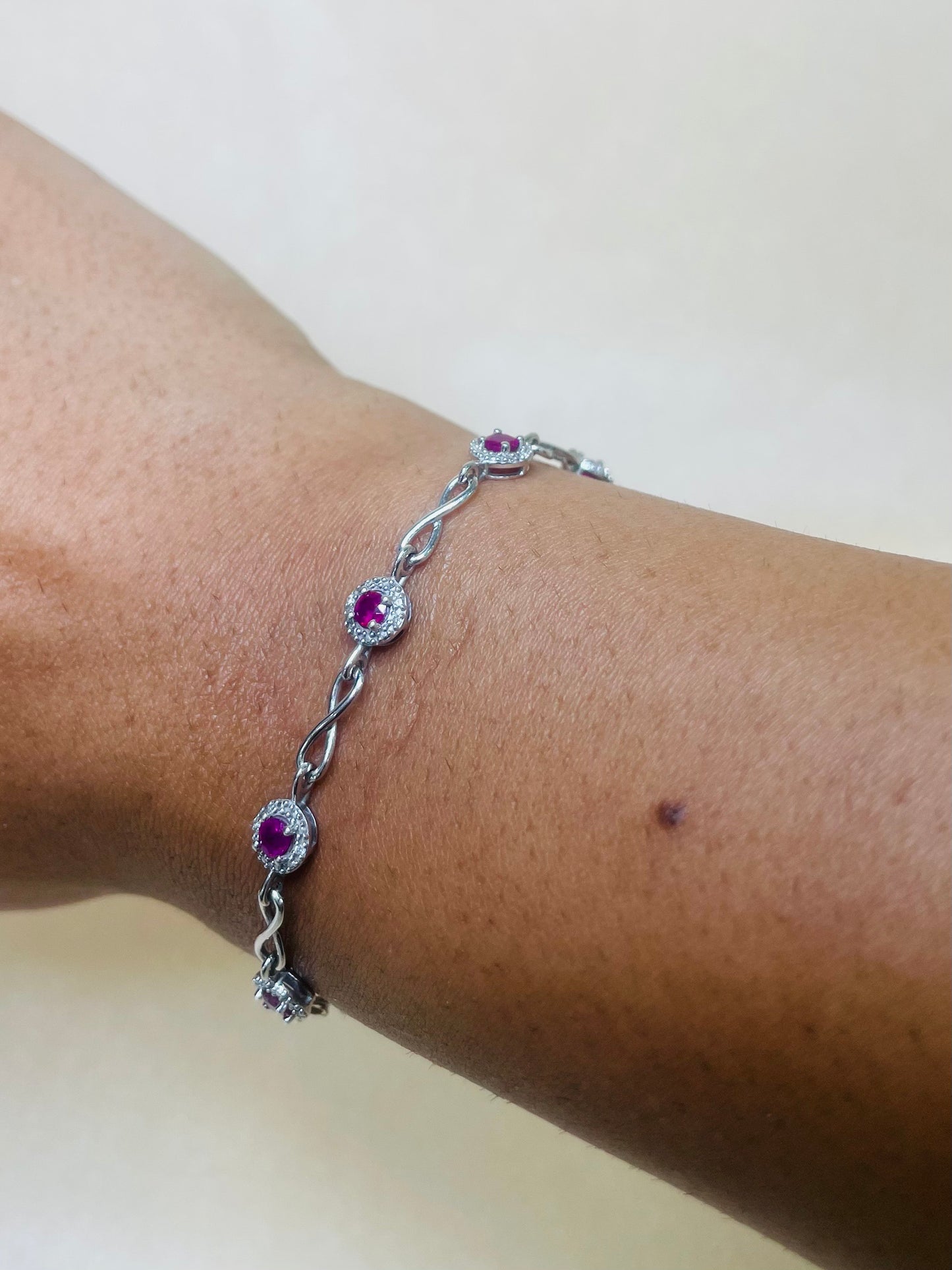 Bracelet entrelacé en or blanc 18K 5.47 Grs