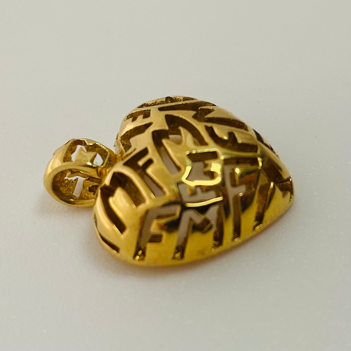 Pendentif Symbole Coeur Or Jaune 18K
