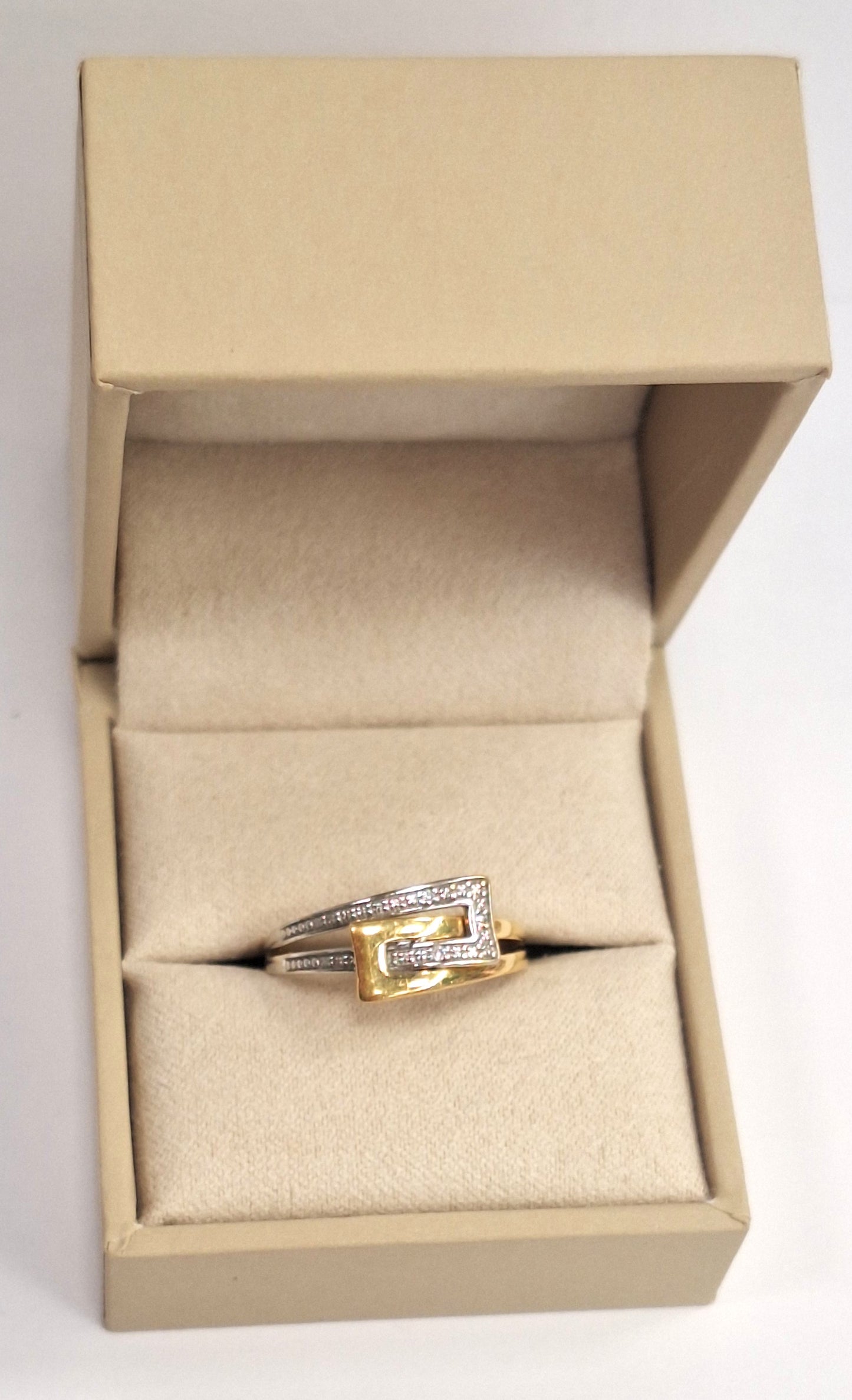 Bagues Alliance Or Jaune et Blanc 18 Carats avec Diamants