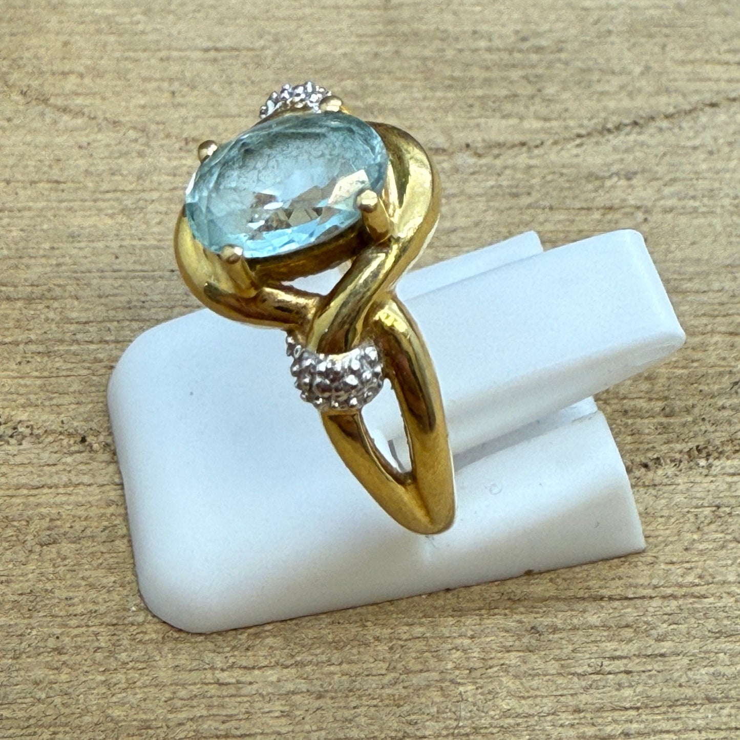 Bague en Or Jaune 18K avec Oxyde de Zirconium Bleu 2.5 Grs - Taille 54