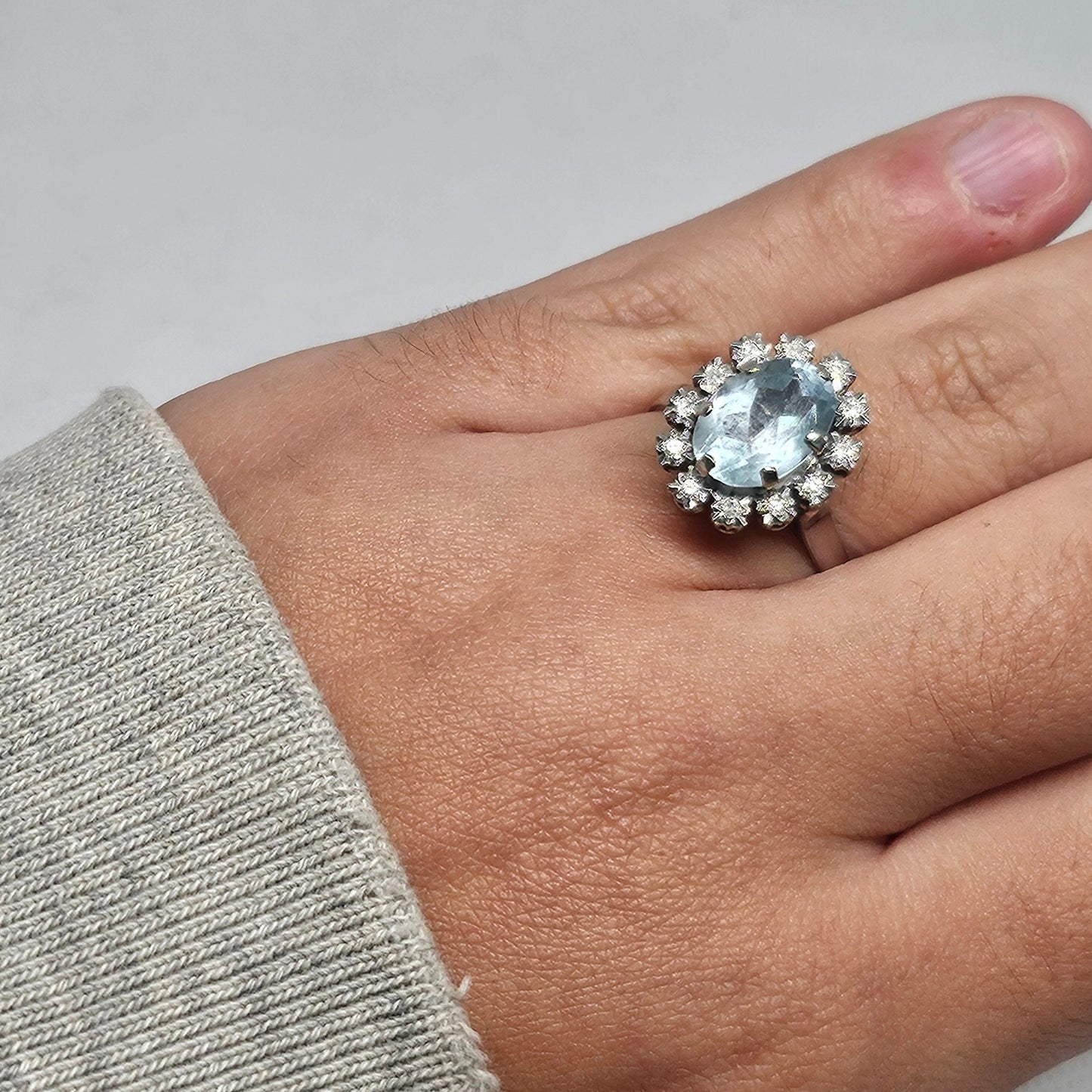 Bague Marguerite Or Gris 18 Carats Aigue Marine Diamants Taille 58