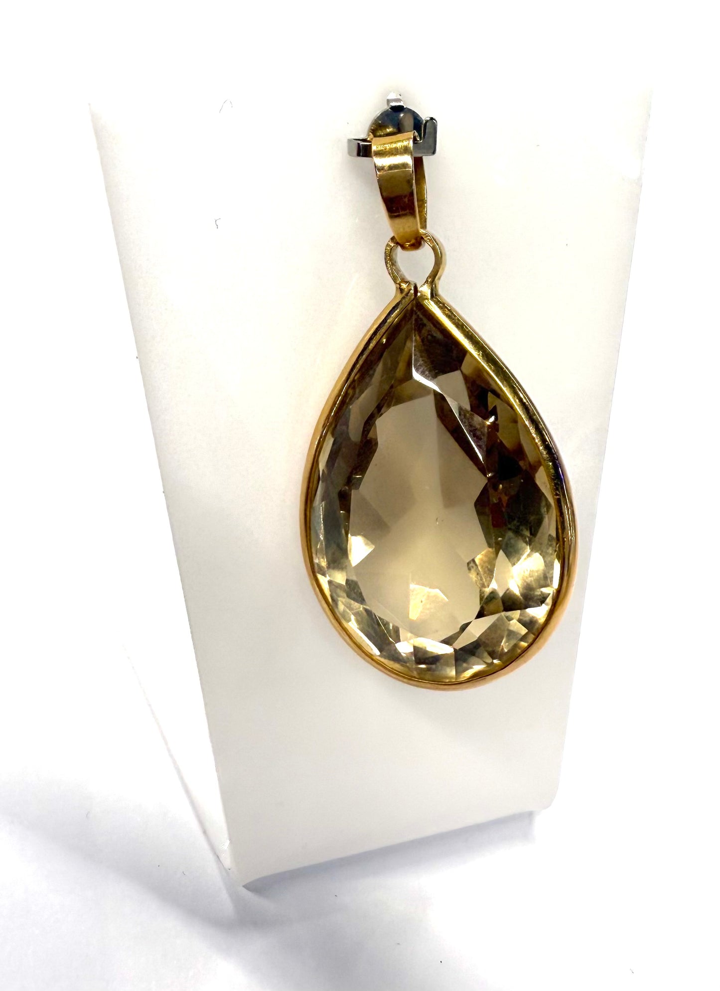 Pendentif Citrine en Or Jaune 18k