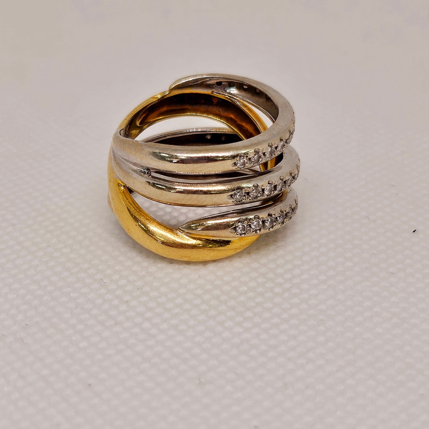 Bague en Or 18K et diamants T.55