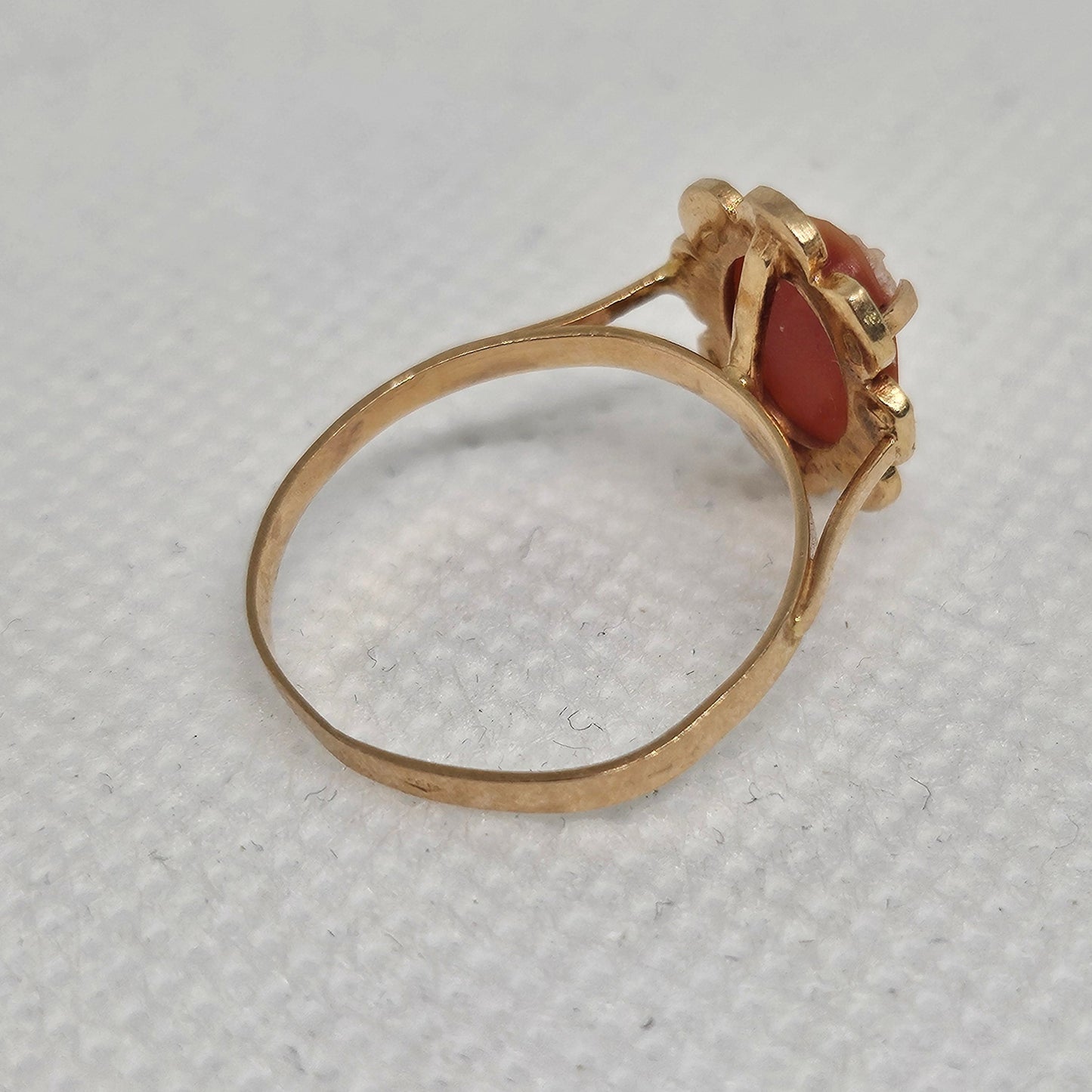 Bague en or jaune taille -51
