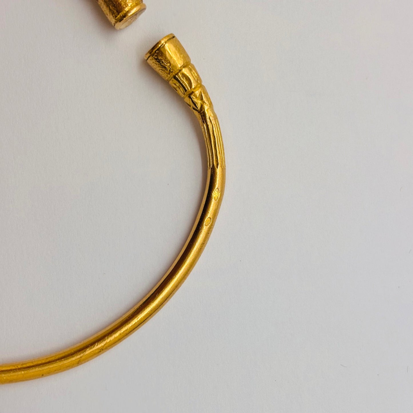 Bracelet jonc en or jaune 18K 23.22 Grs