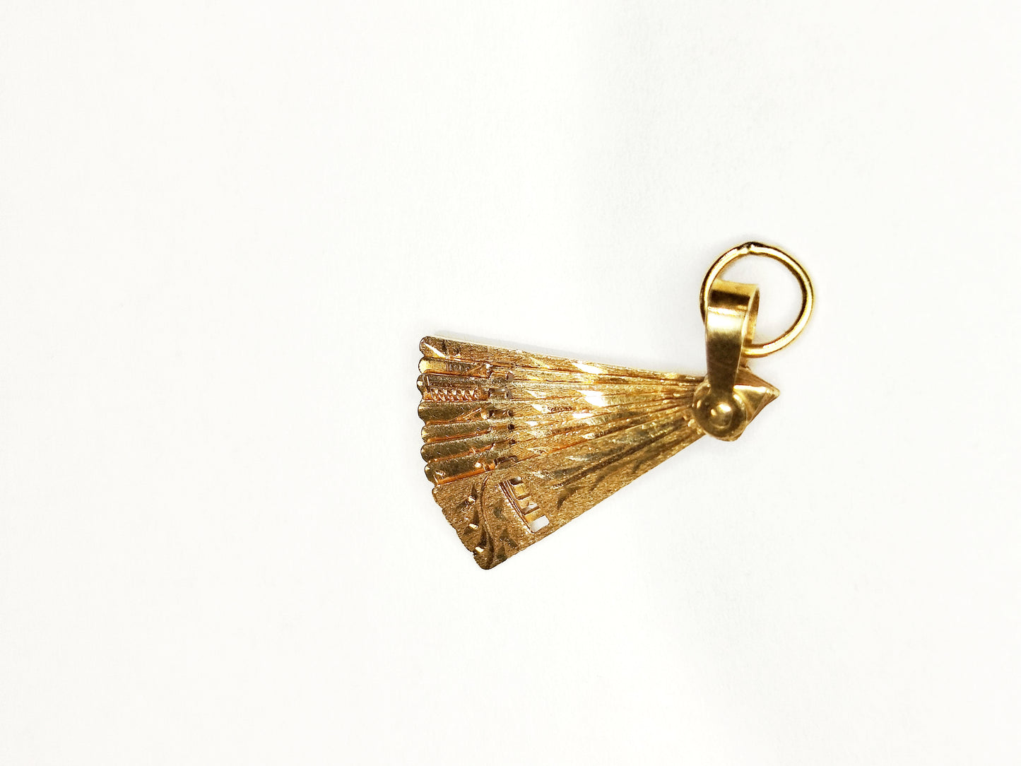 Pendentif Éventail Or Jaune 18K 1.68 Grs