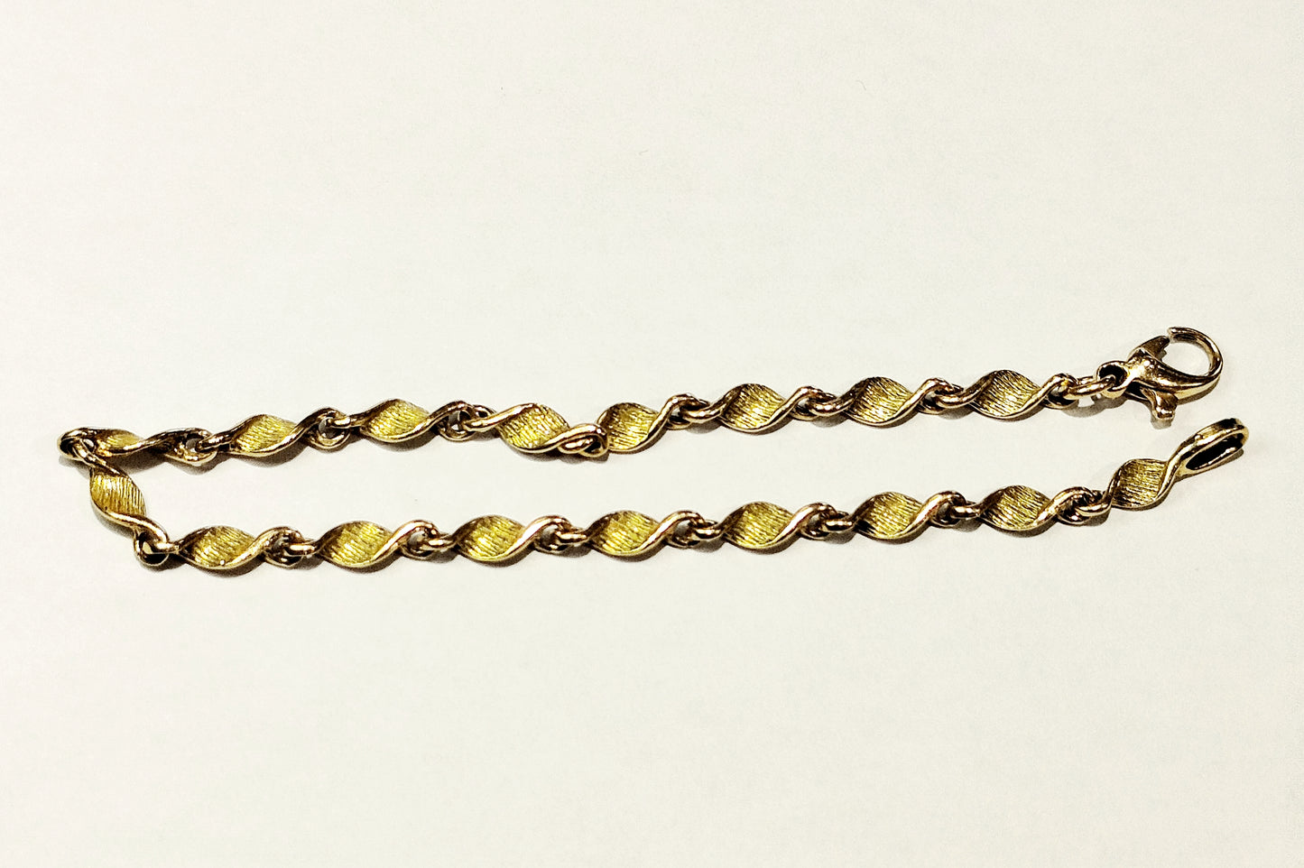Bracelet Torsadé en Or Jaune 18K 7.10 Grs