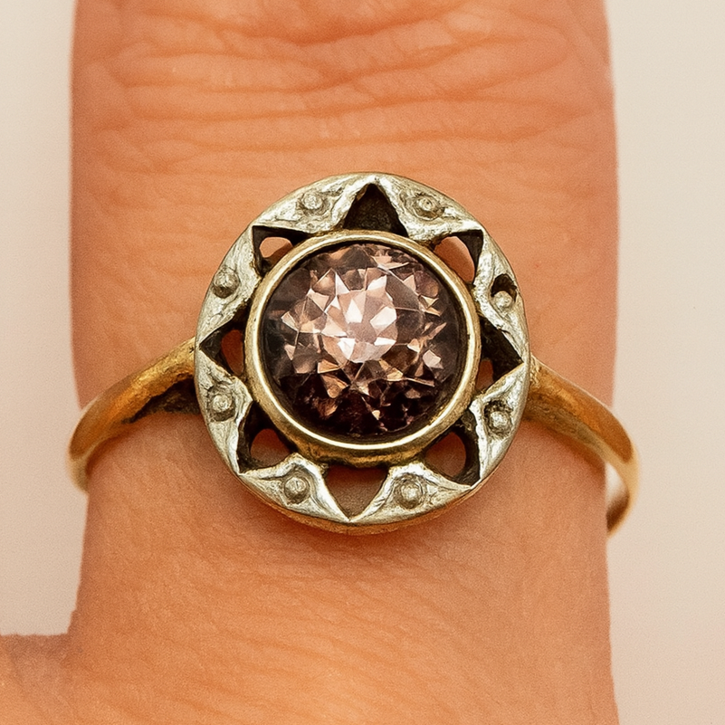 Bagues en Or Jaune avec Diamants et Rubis 18K - 2.36g