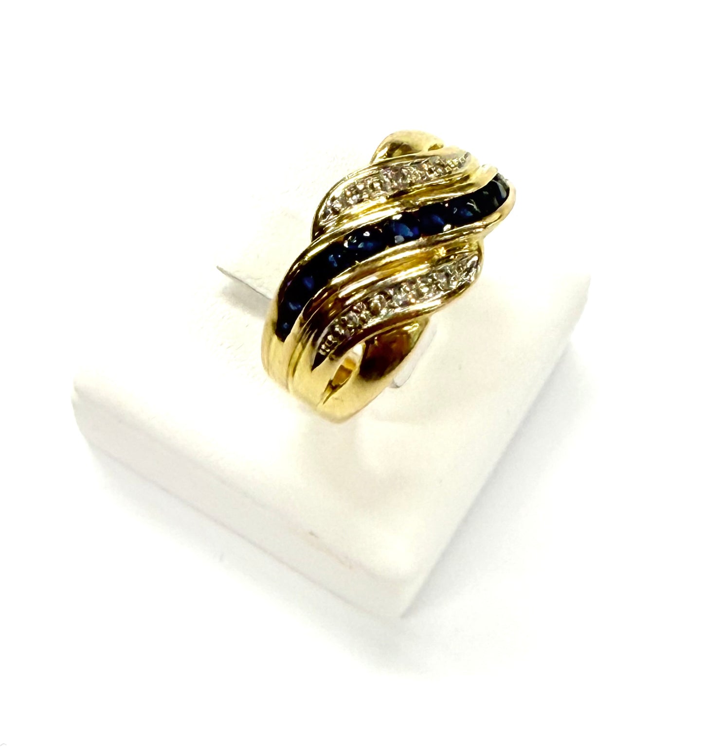 Bague empierrée 18K avec Saphirs et Diamants