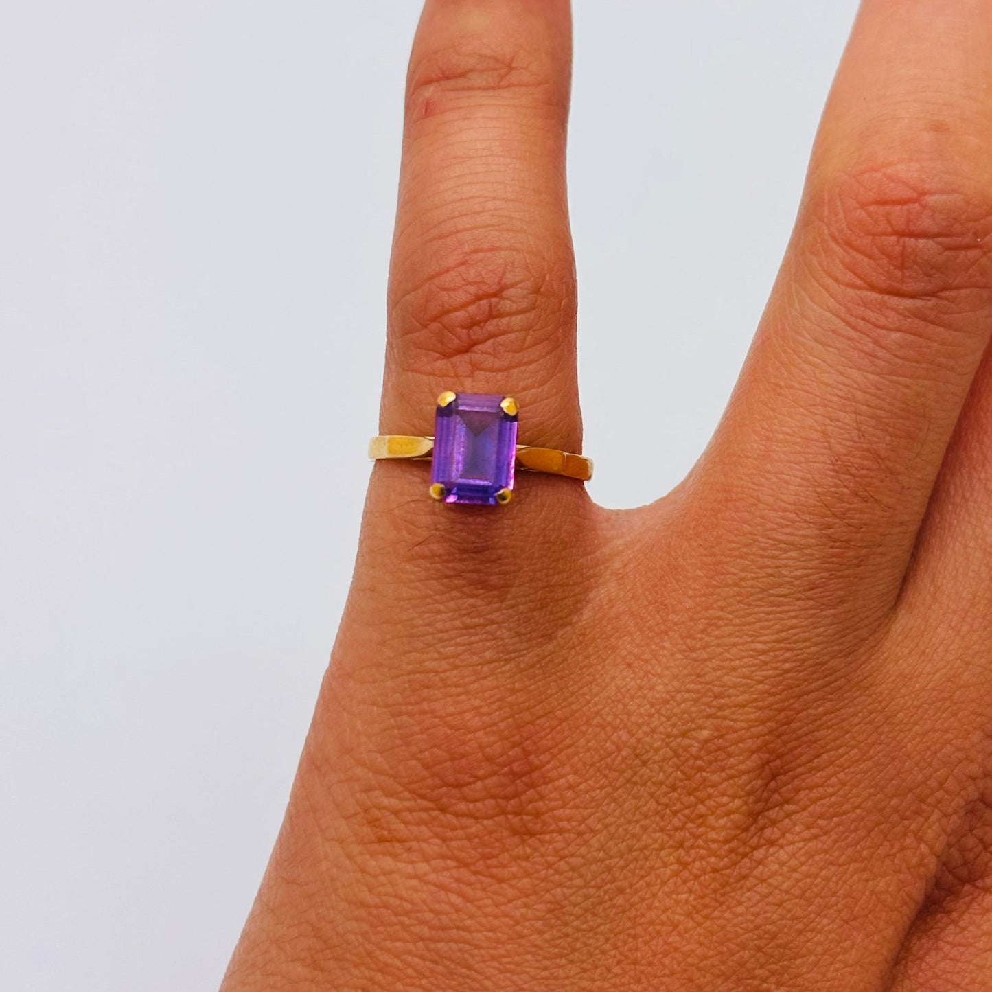 Bague en Or Jaune 18K avec améthyste unique 1.97 Grs - Taille 48