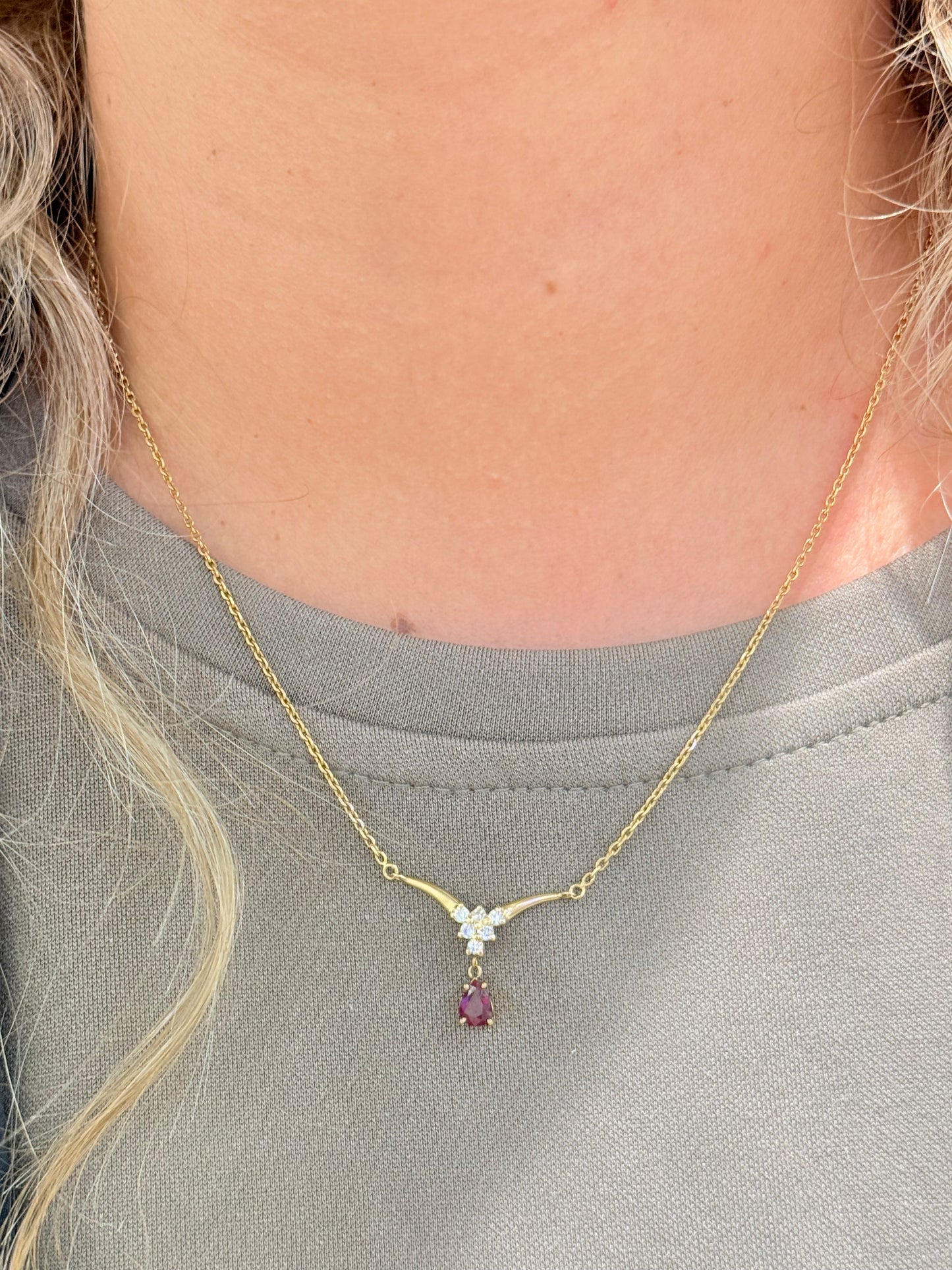 Collier Princesse Or Jaune Diamants et Rubis 18k