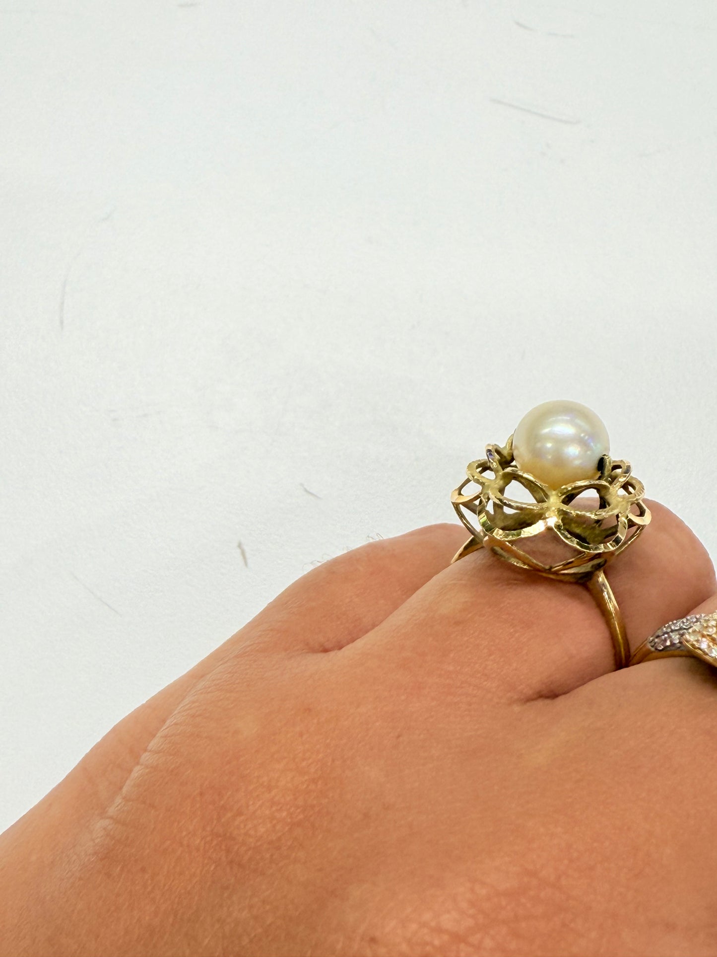 Bague fleur Or Jaune 18k avec perle d'eau douce
