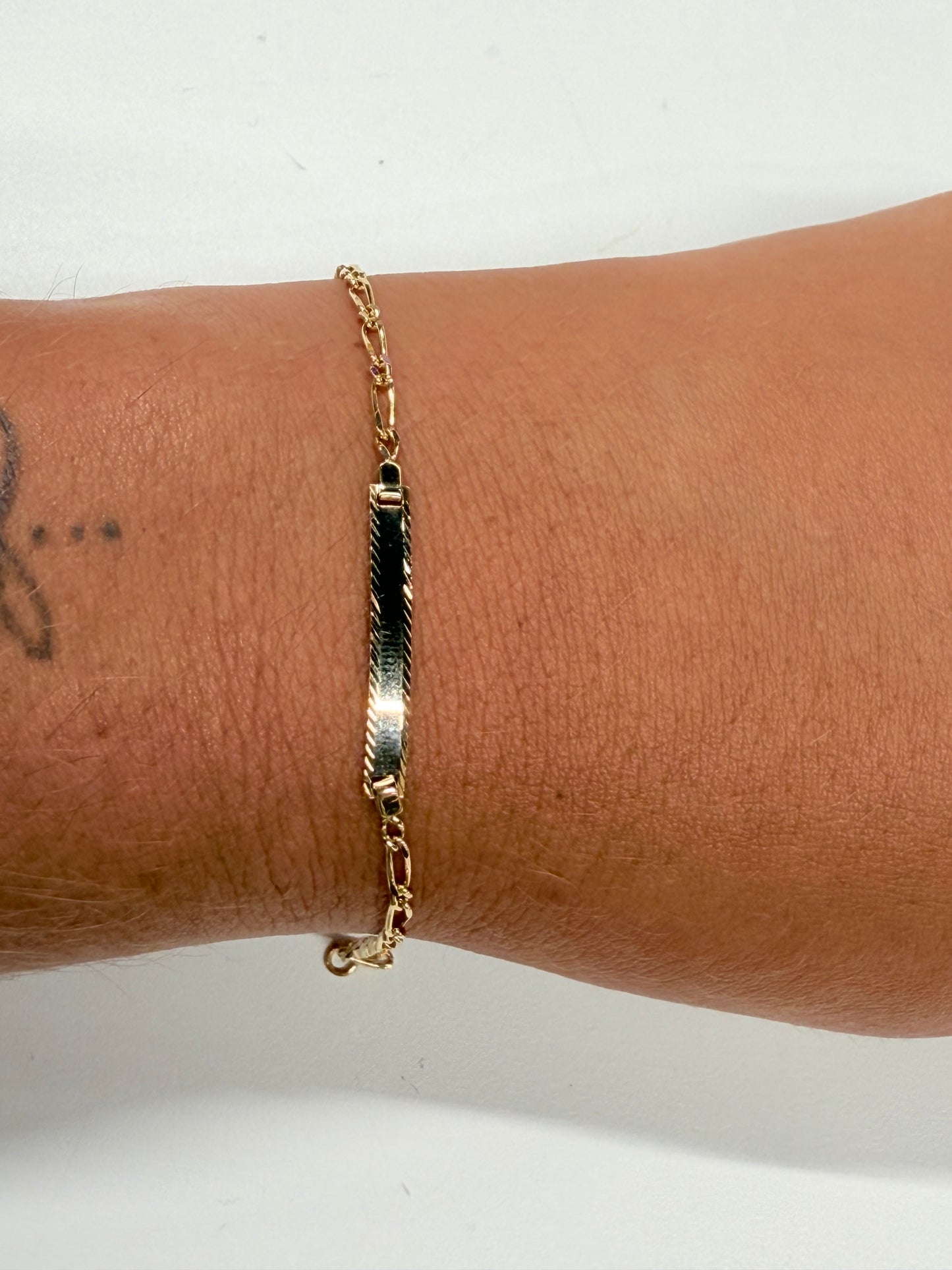 Bracelet Identité Enfant Or Jaune 18k - Gourmette Figaro