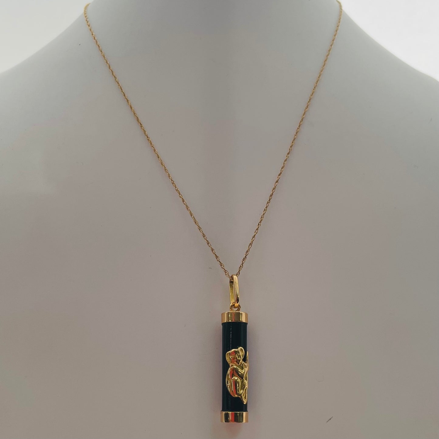 Pendentif Symbole Singe Or Jaune 18K avec Onyx