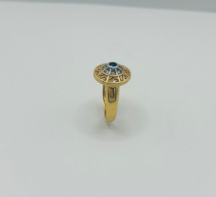 Bague en Or Jaune avec Pierre Bleue et Oxyde de Zirconium