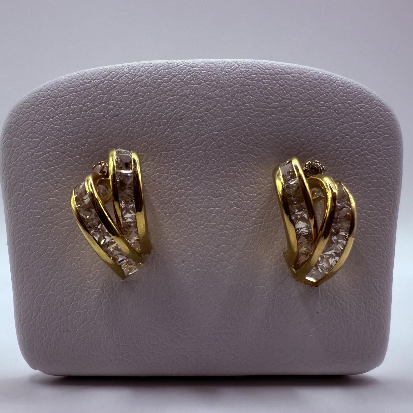 Boucles d'oreilles créoles en or jaune 18K 1.94 Grs