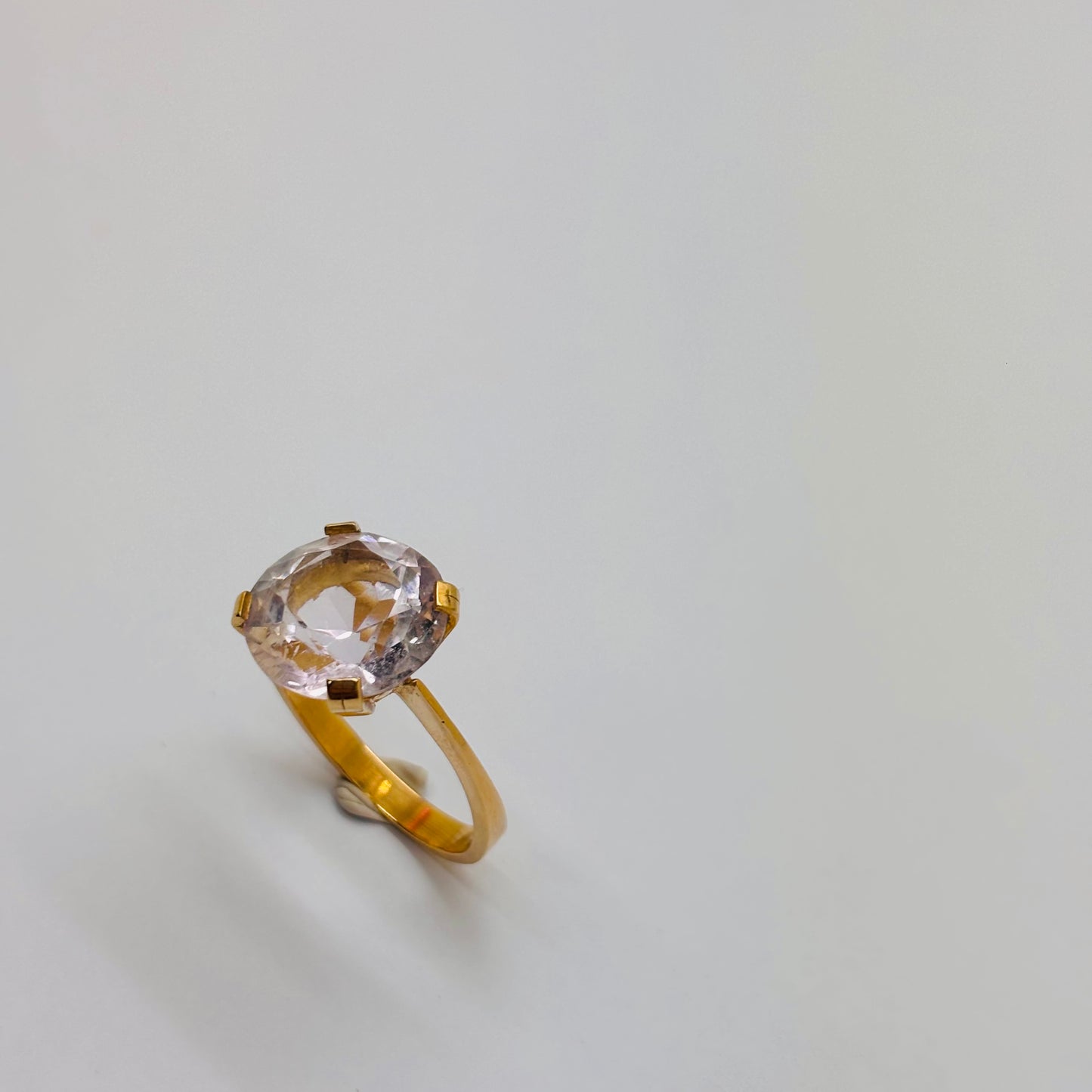 Bague Solitaire Or Jaune 18 Carats avec Topaze - T 64