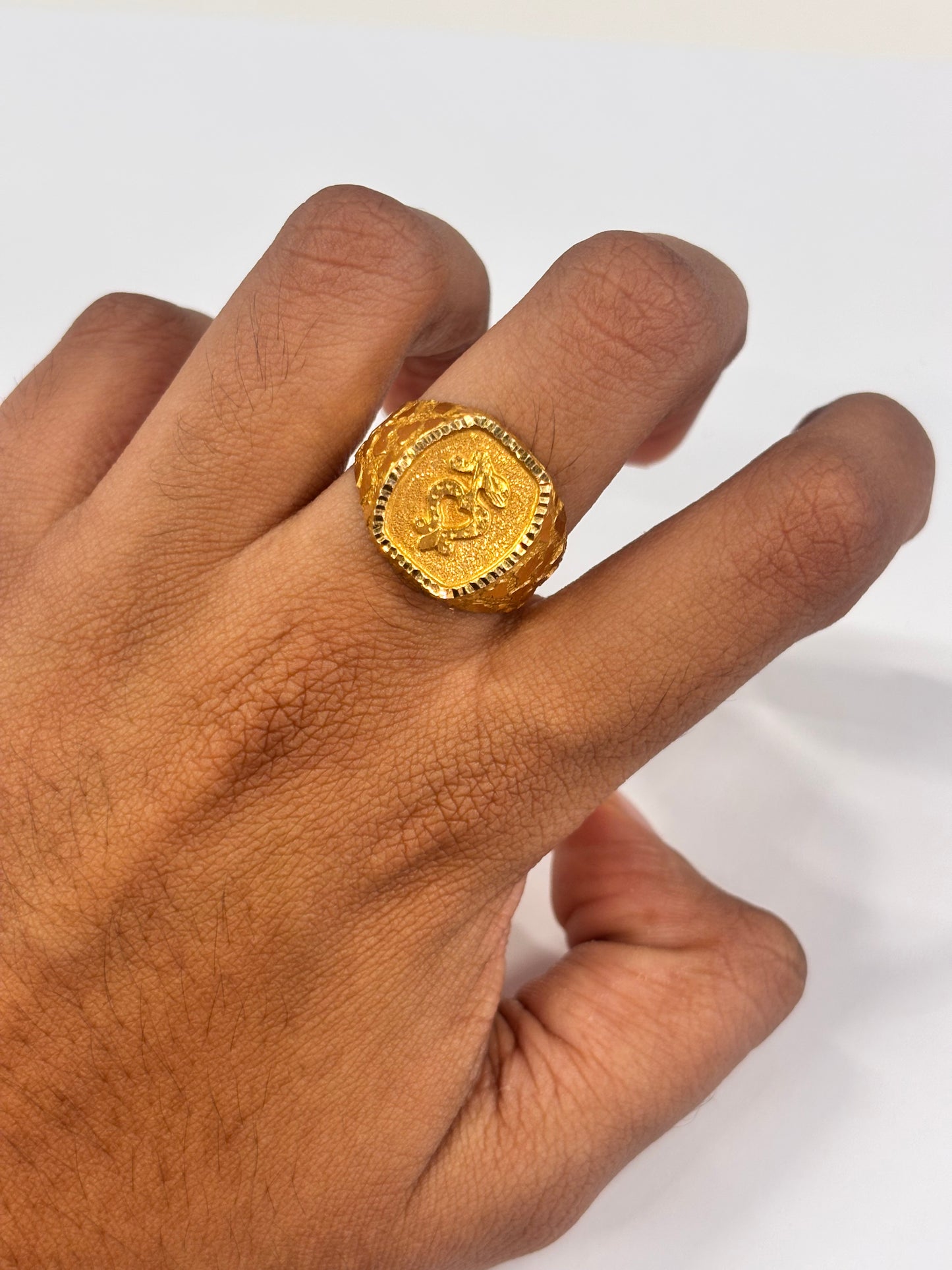 Bague en or jaune 22K Taille-60