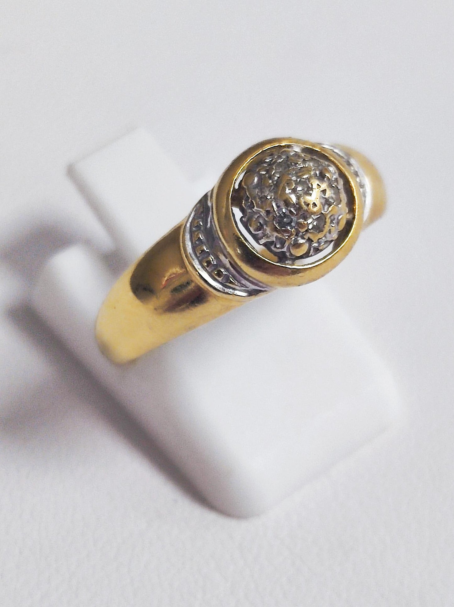 Superbe Bague Or jaune 18K 7 Diamants