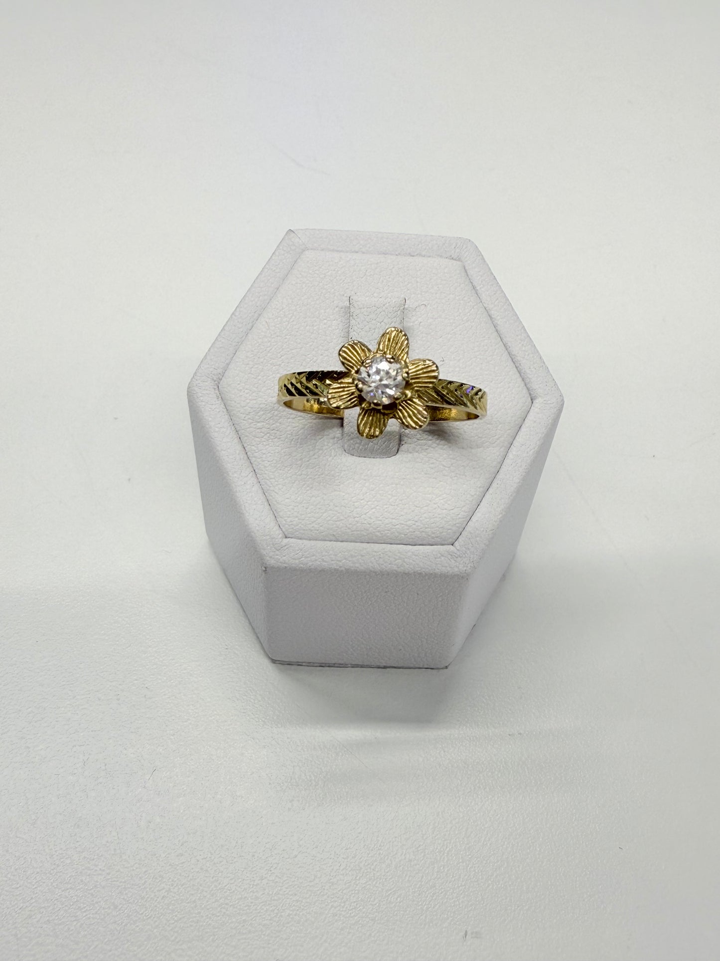 Bague Fleur en Or jaune 18k et zirconium