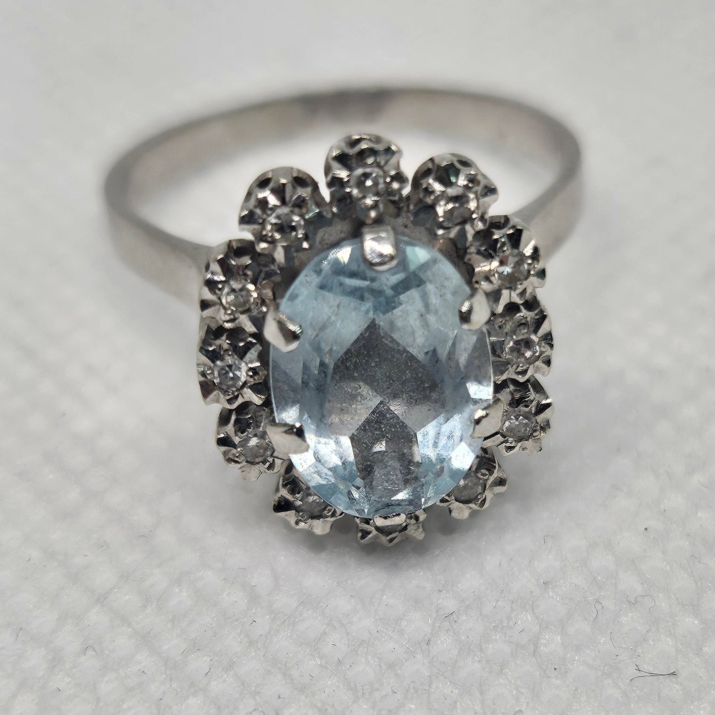 Bague Marguerite Or Gris 18 Carats Aigue Marine Diamants Taille 58