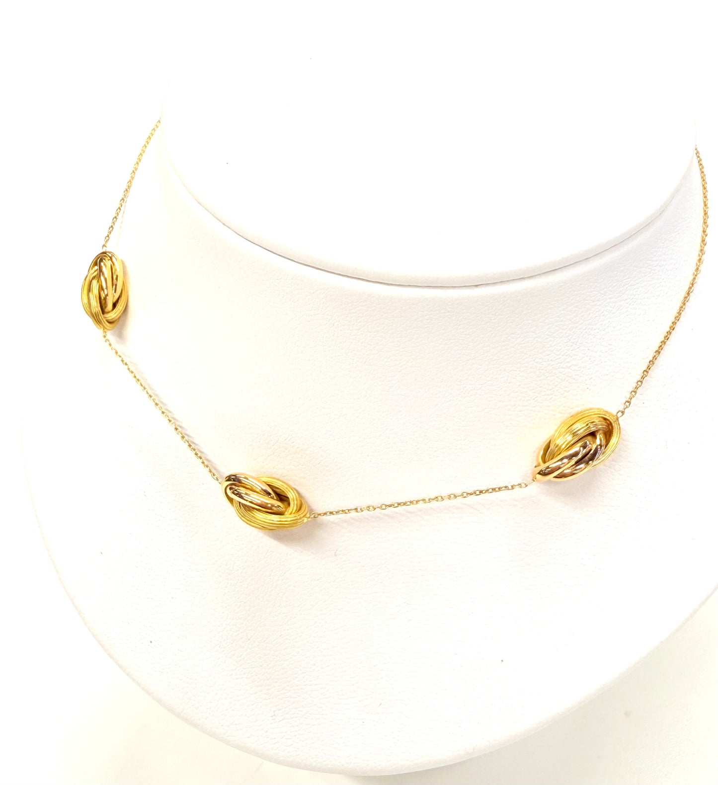 Parure collier et boucles oreilles en or jaune 18k 3.96 Grs