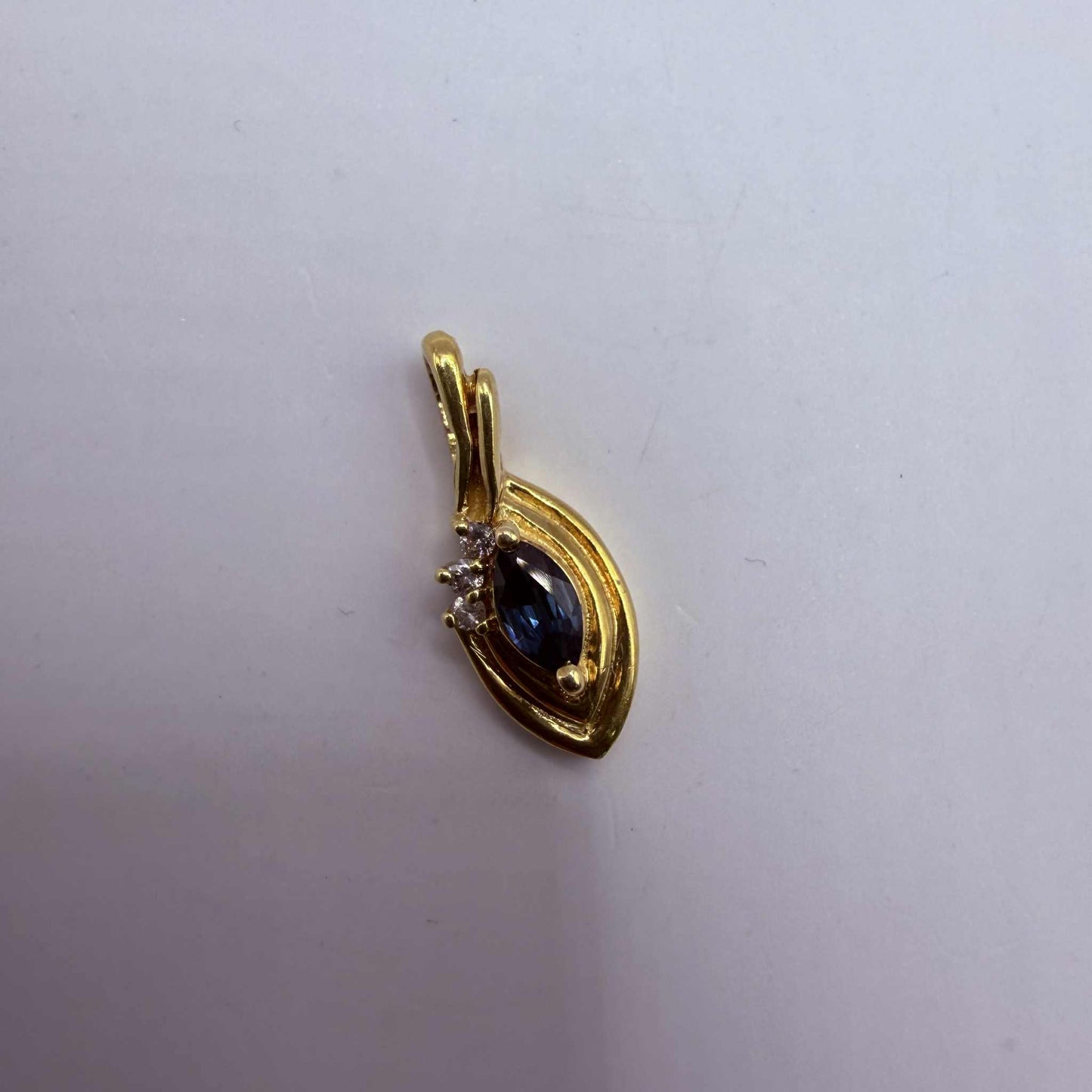 Pendentif en Or Jaune 18K 0.99 Grs