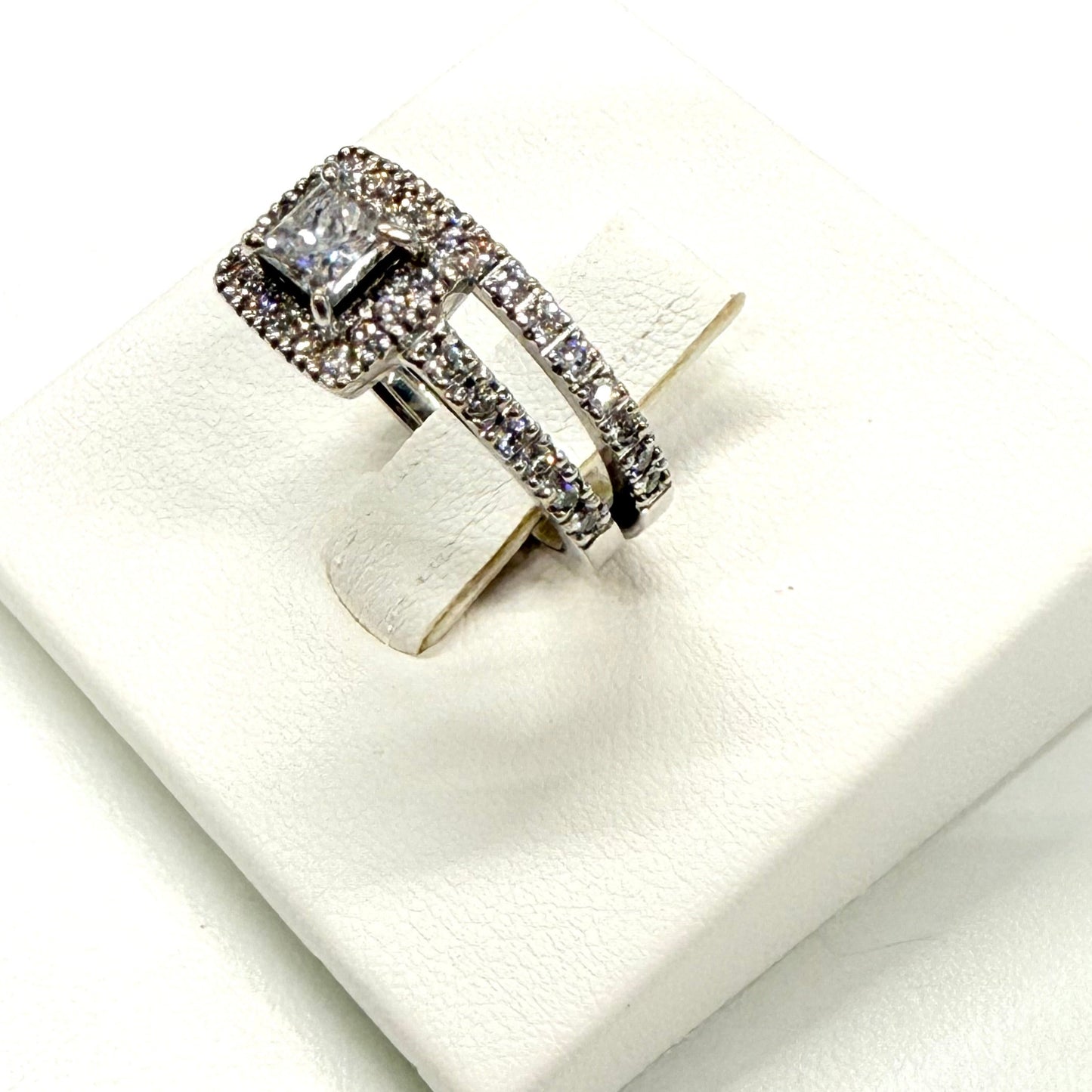 Bague demi-tour solitaire en Or Blanc 18K avec diamants 6.45 Grs - Taille 49