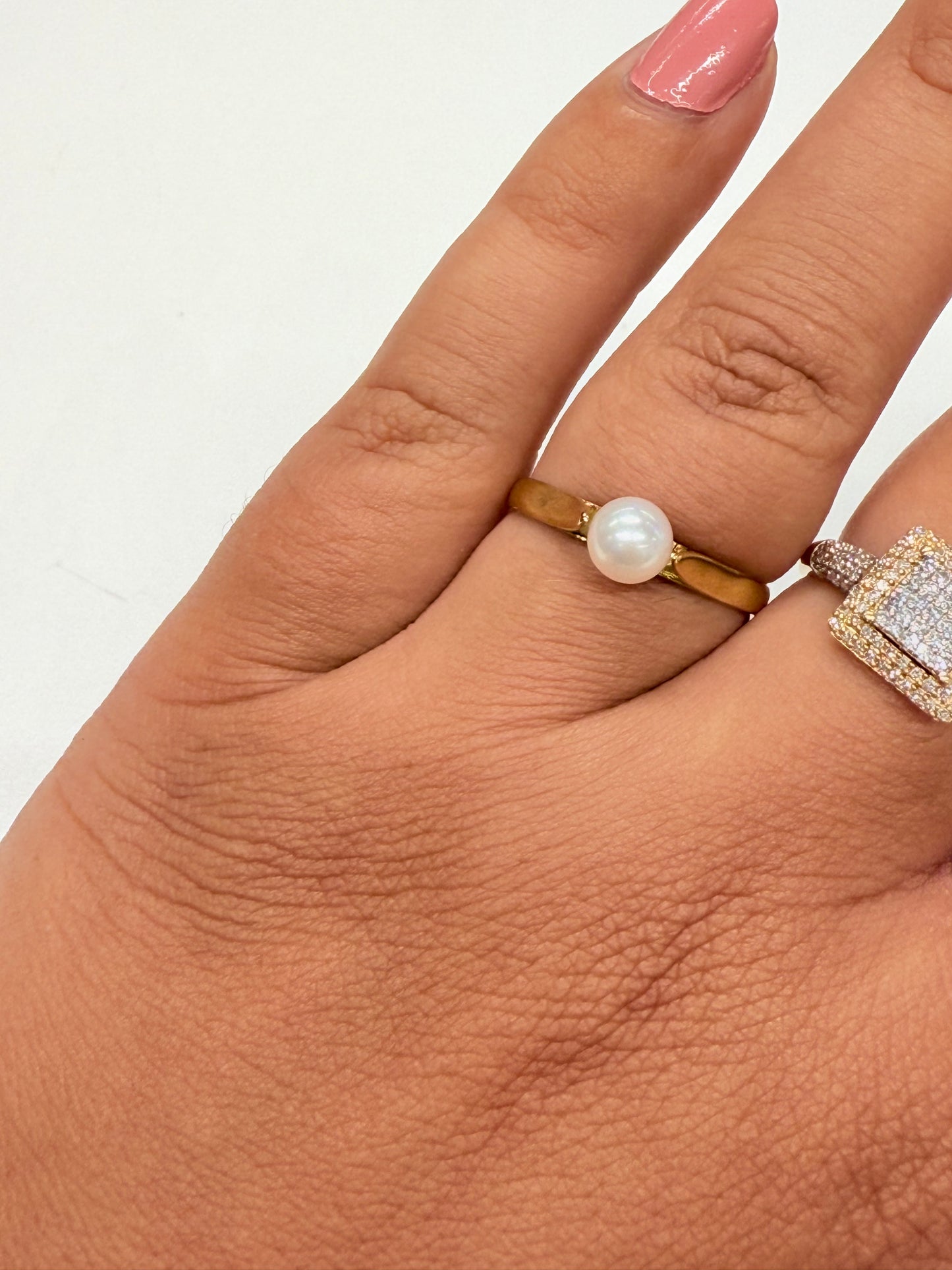 Bague en Or 18k avec perle d'eau douce