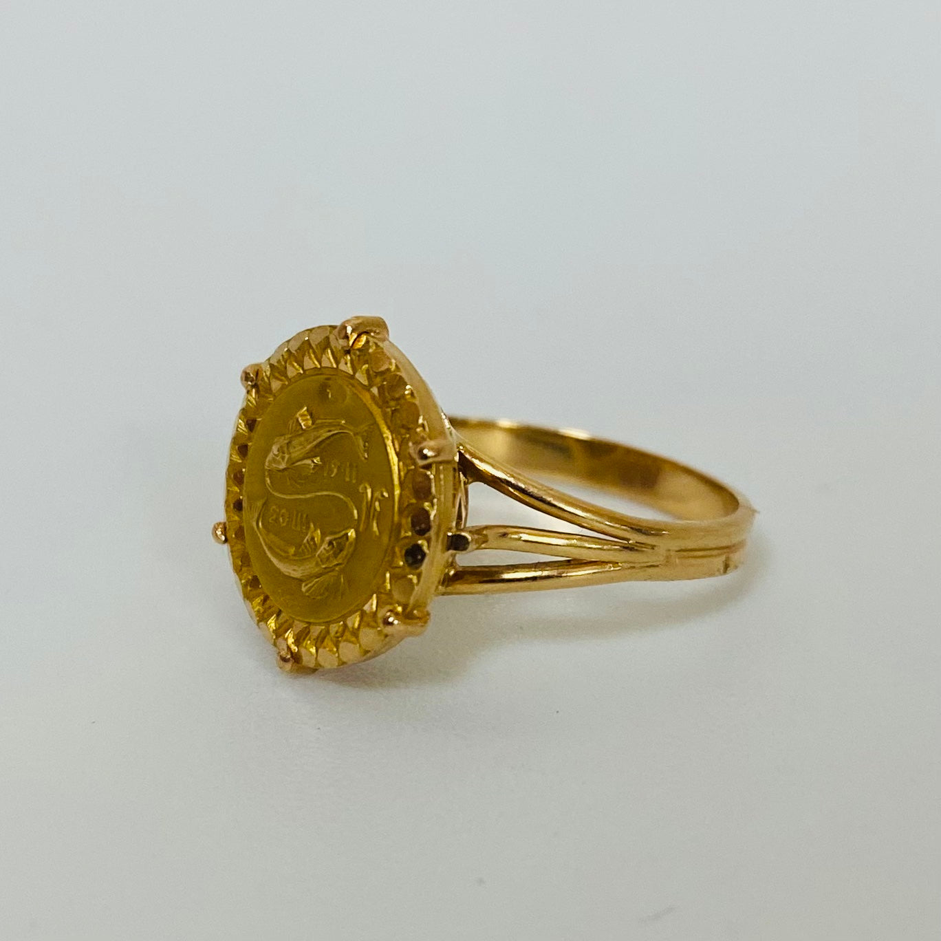 Bagues Signe Astrologique en Or Jaune 22K Taille-53